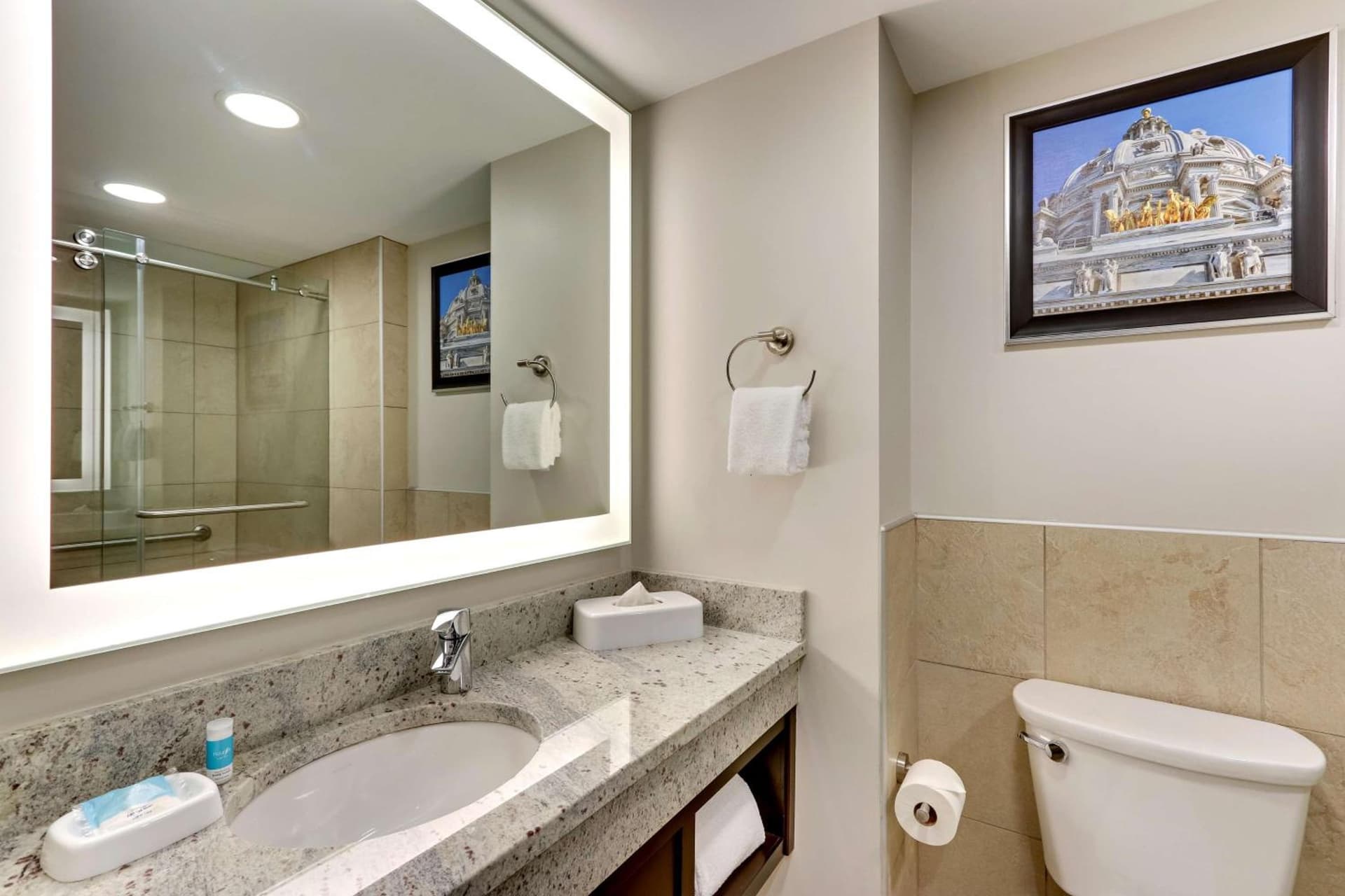 Drury Plaza Hotel St. Paul Downtown gallery photo in Saint Paul, MN — image 35