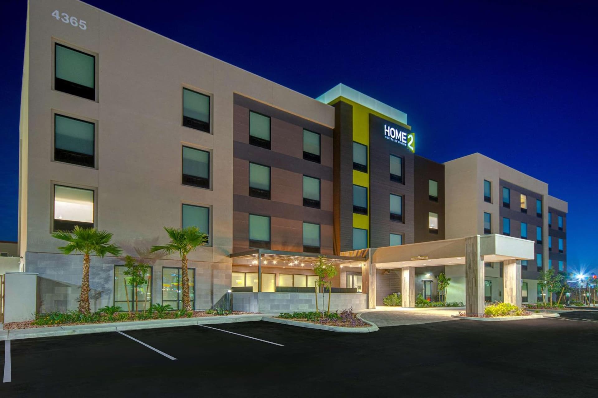 Home2 Suites By Hilton Las Vegas North gallery photo in Las Vegas, NV — image 4
