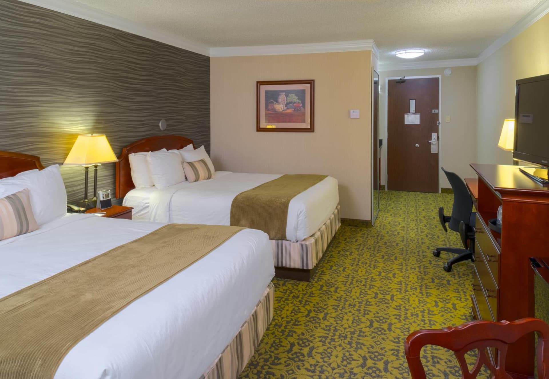 Salt Lake Plaza Hotel SureStay Collection by Best Western gallery photo in Salt Lake City, UT — image 24