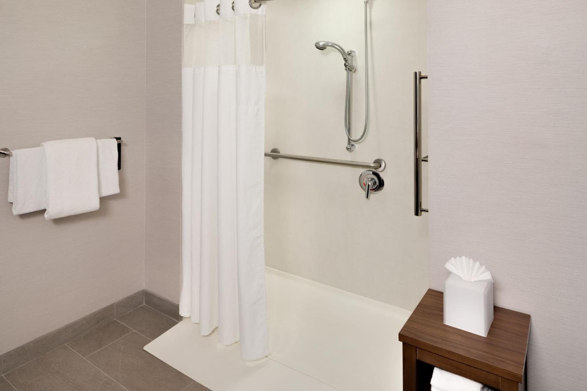Courtyard by Marriott Stamford Downtown gallery photo in Stamford, CT — image 18