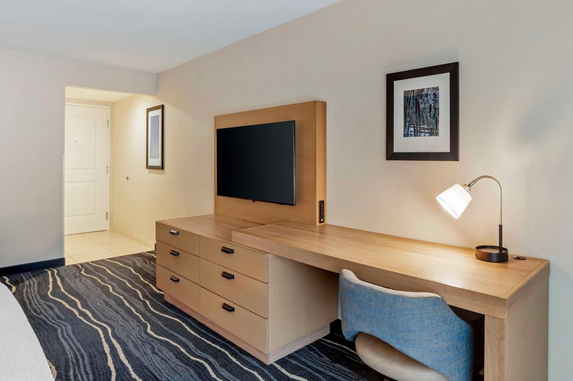 Best Western Plus Marina Gateway Hotel gallery photo in National City, CA — image 34