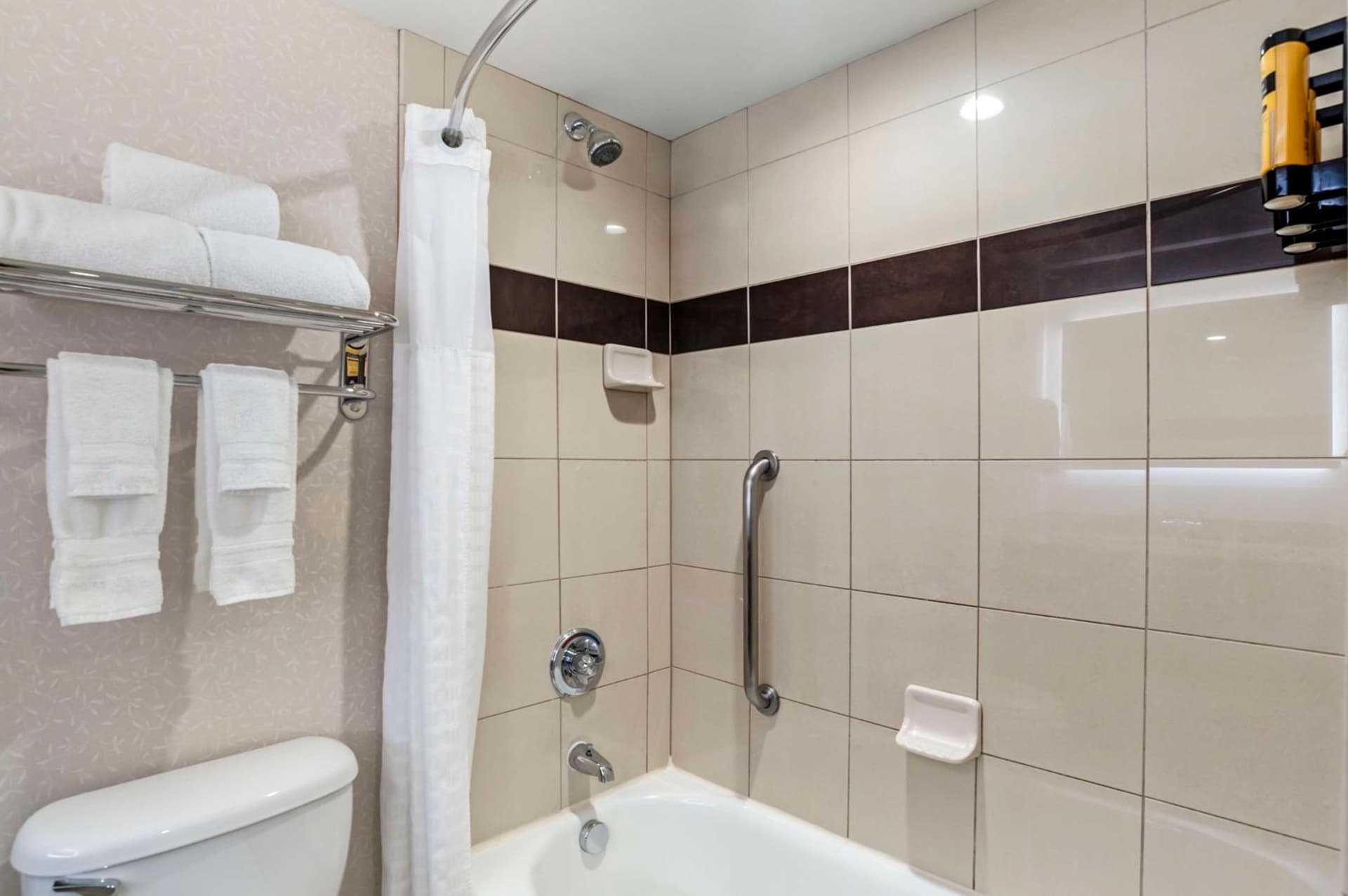 Best Western Plus Marina Gateway Hotel gallery photo in National City, CA — image 30