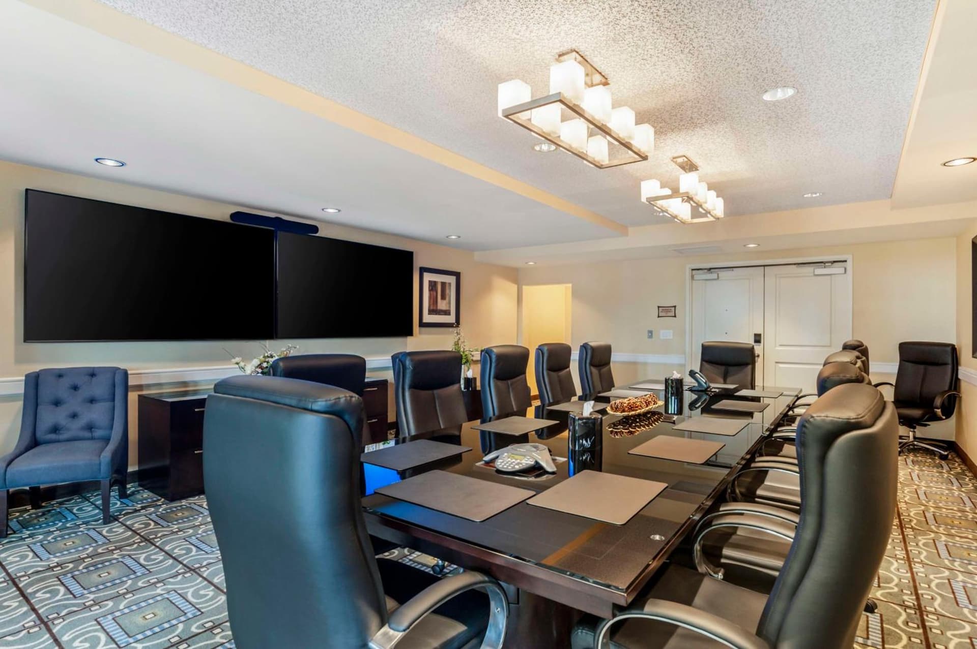Best Western Plus Marina Gateway Hotel gallery photo in National City, CA — image 27