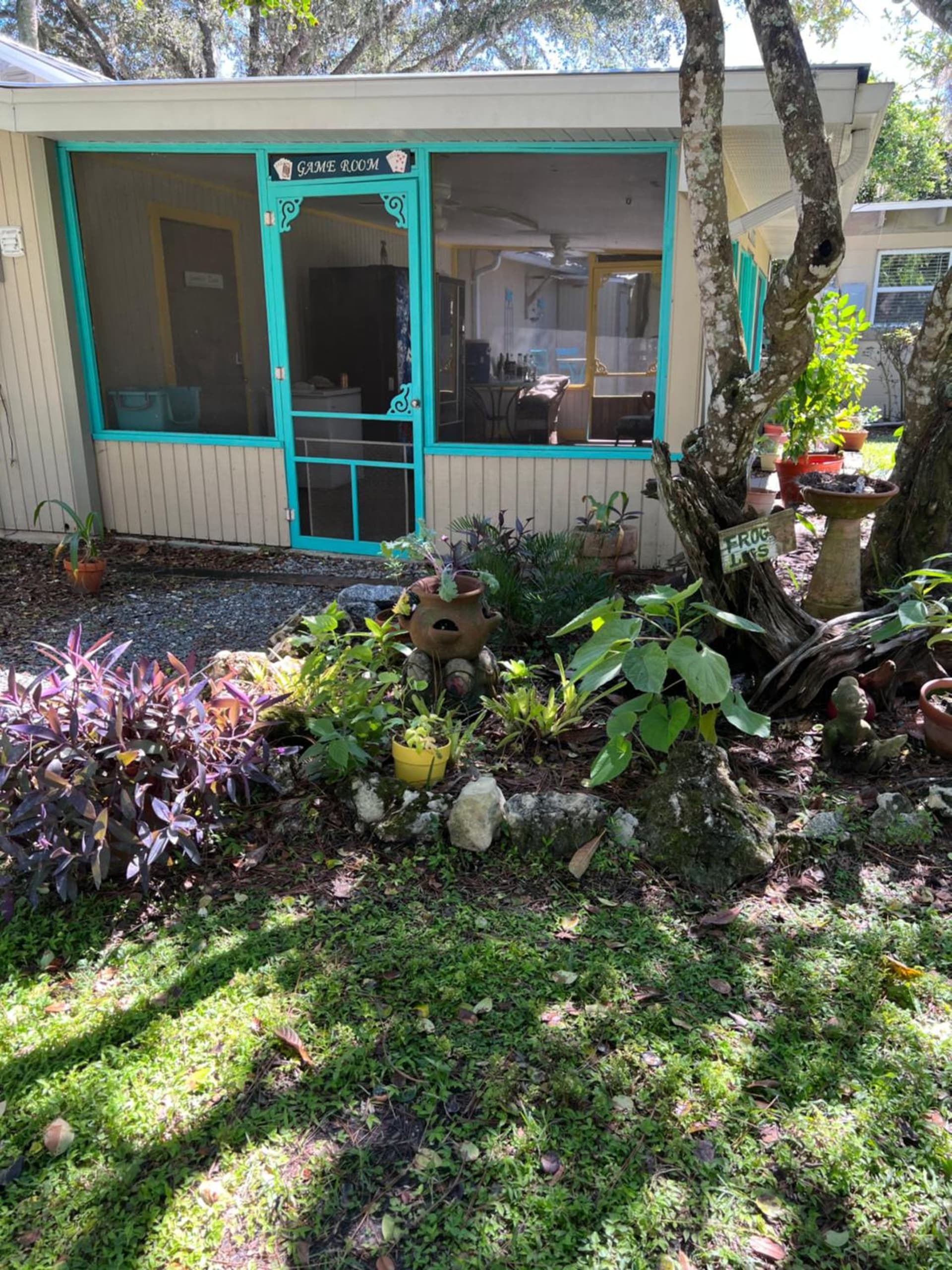 Nature Coast Inn & Cottages gallery photo in Inglis, FL — image 57