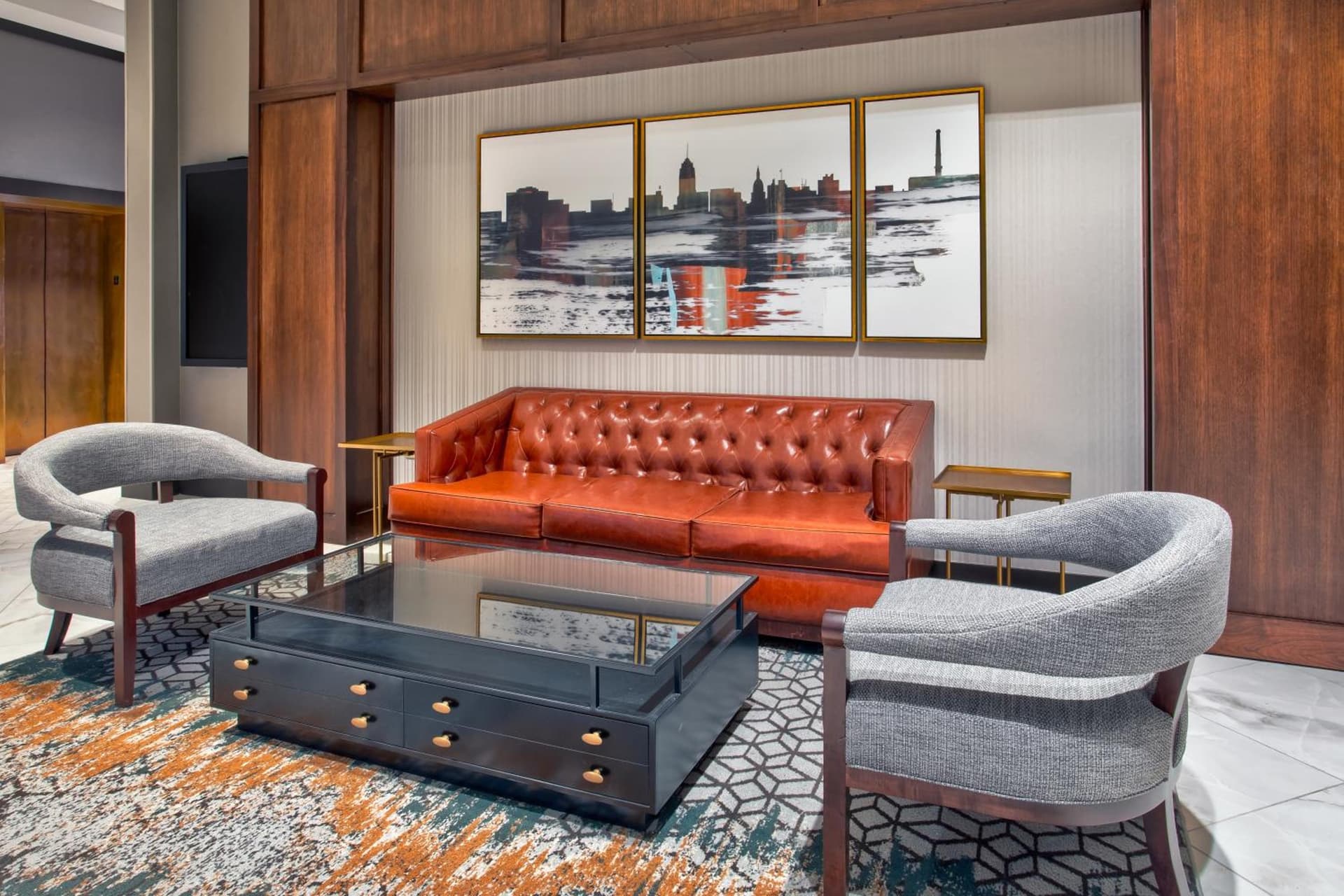 DoubleTree by Hilton Lansing interior in Lansing, MI — gallery photo 2