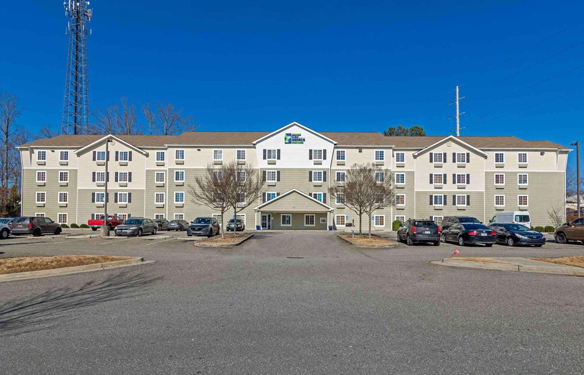 Extended Stay America Select Suites - Atlanta - Alpharetta interior in Alpharetta, GA — gallery photo 2