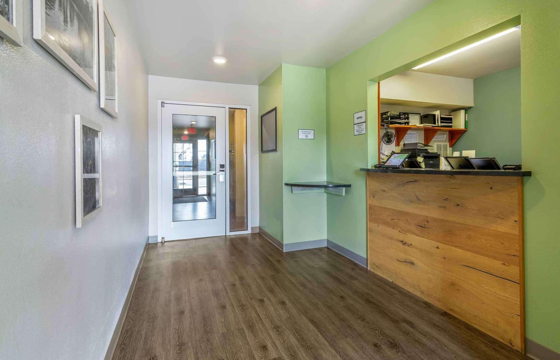 Extended Stay America Select Suites - Atlanta - Alpharetta gallery photo in Alpharetta, GA — image 31