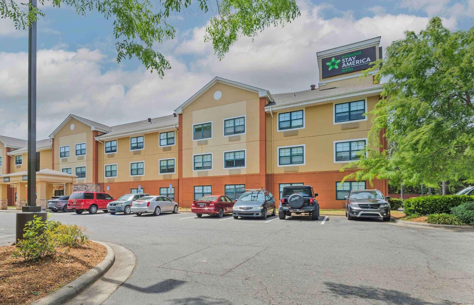 Extended Stay America Suites - Charlotte - Pineville - Park Rd interior in Charlotte, NC — gallery photo 2