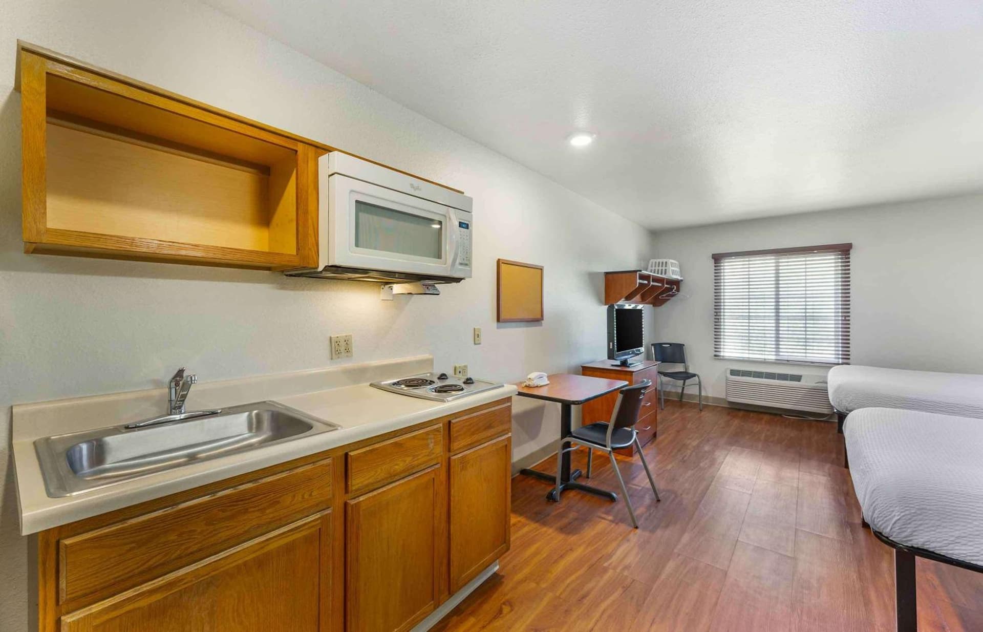 Extended Stay America Select Suites - Akron - South gallery photo in Akron, OH — image 13