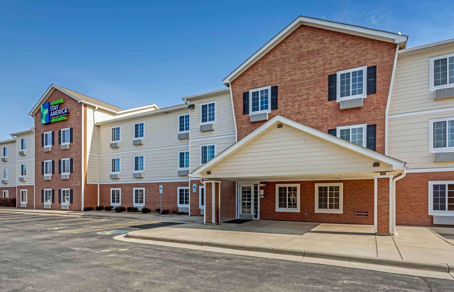 Extended Stay America Select Suites - Cleveland - Mentor property views in Mentor, OH — gallery photo 3