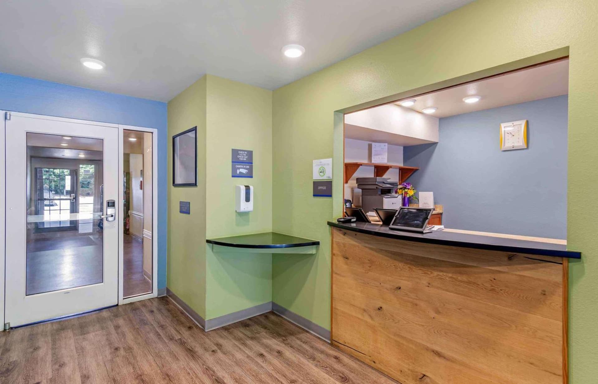 Extended Stay America Select Suites - Atlanta - Chamblee property views in Atlanta, GA — gallery photo 3