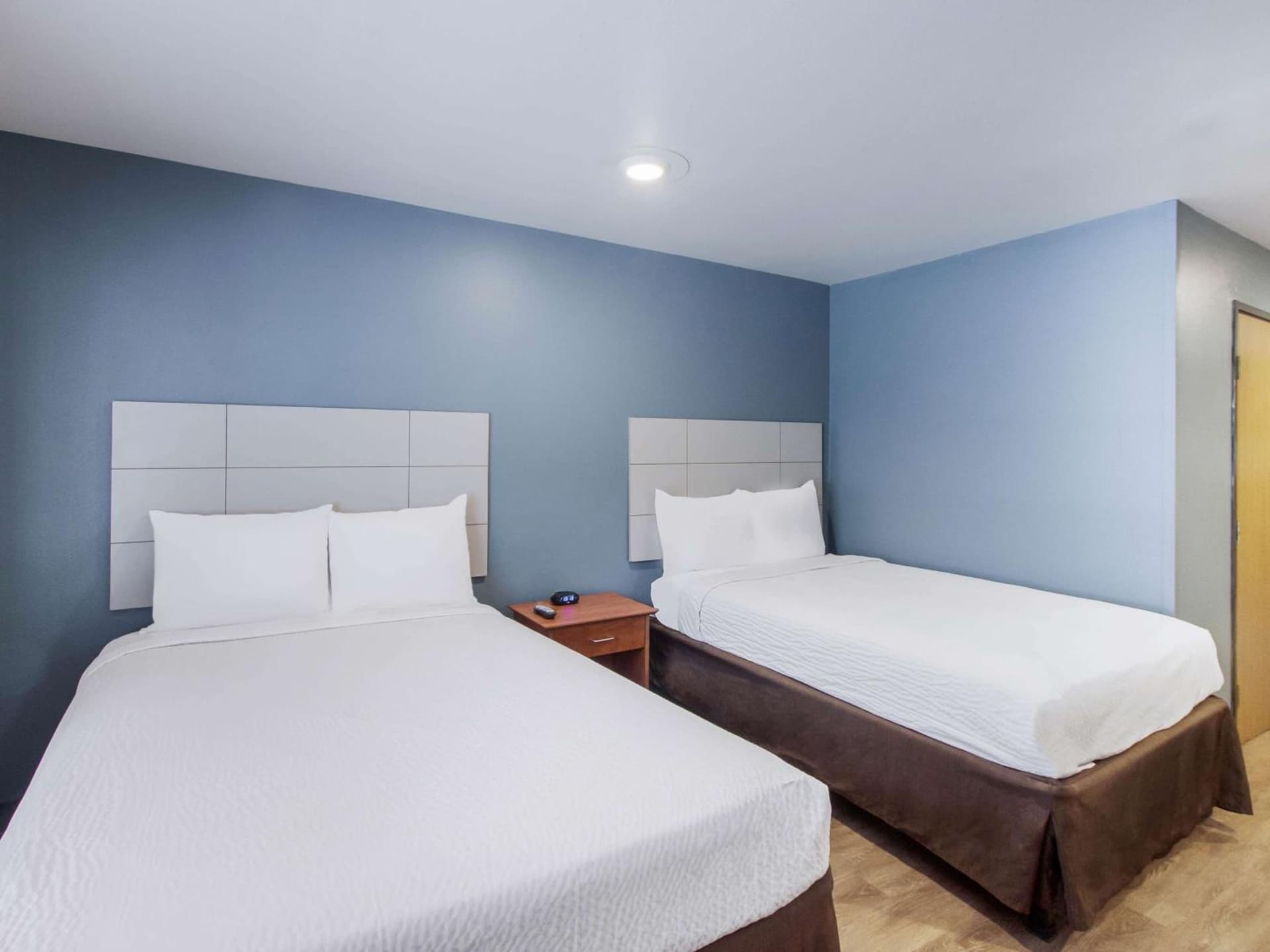 Extended Stay America Select Suites - Cleveland - Airport gallery photo in Cleveland, OH — image 4