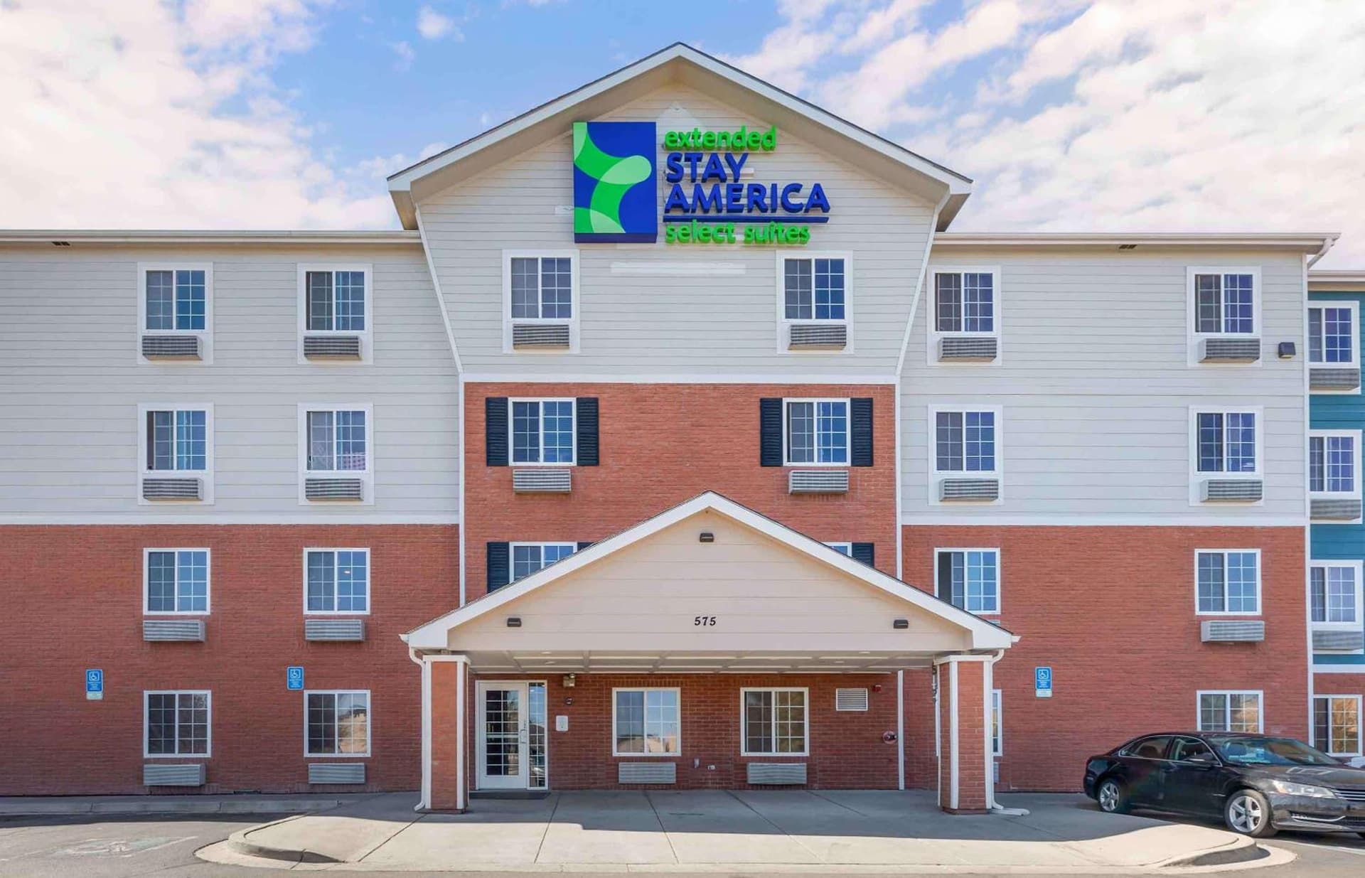 Extended Stay America Select Suites - Denver - Aurora featured exterior or lobby in Aurora, CO — similar hotel