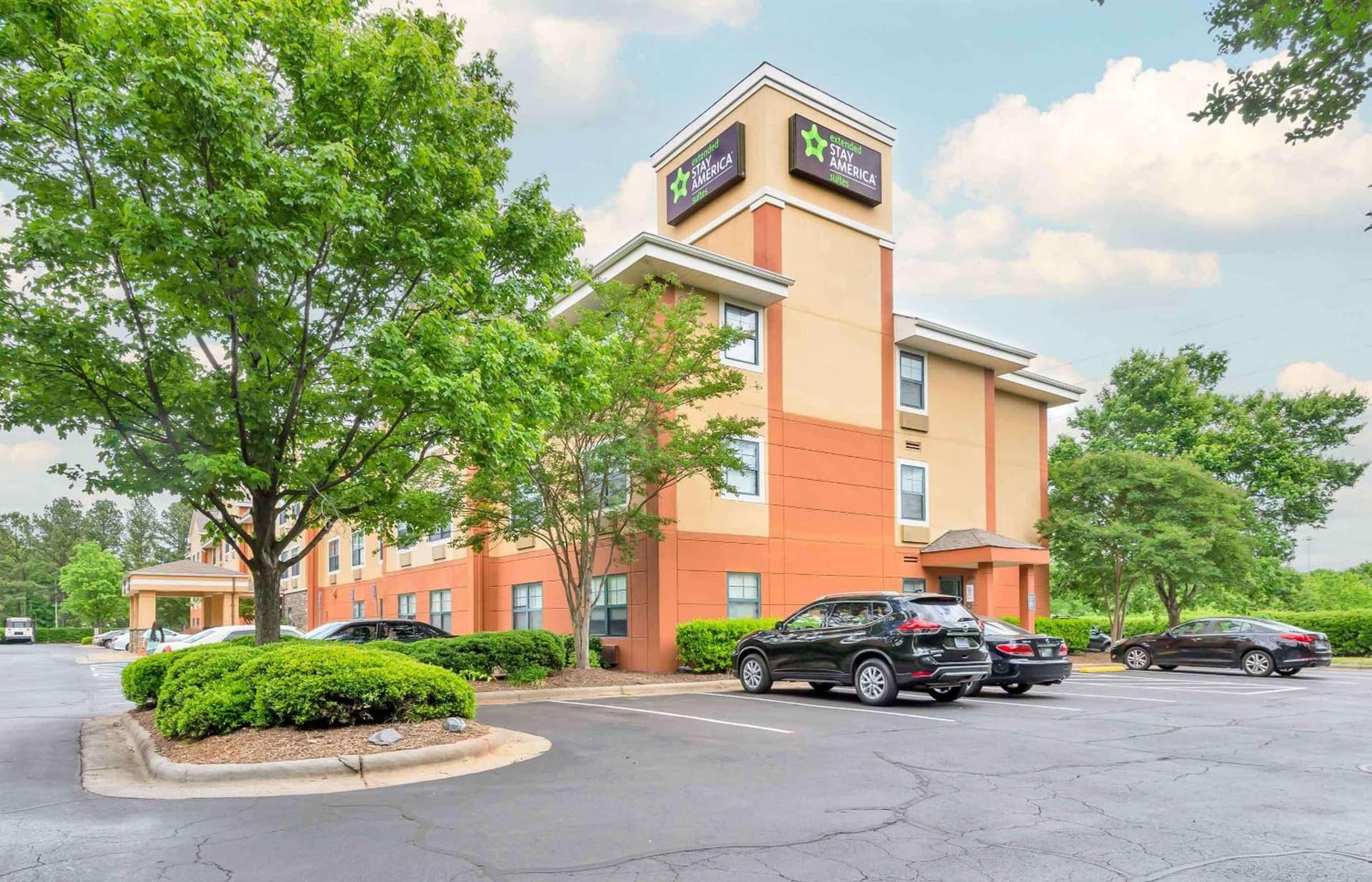 Extended Stay America Select Suites - Charlotte - Tyvola Rd interior in Charlotte, NC — gallery photo 2