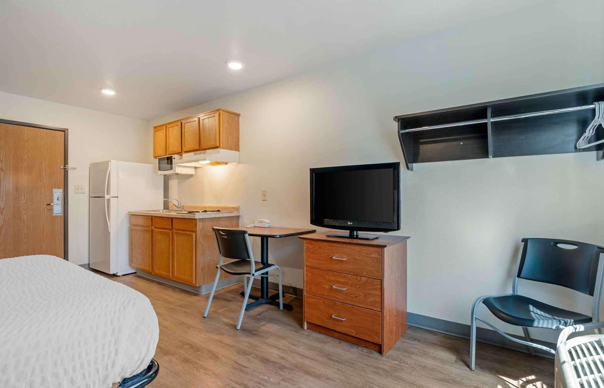 Extended Stay America Select Suites - Indianapolis - Lawrence gallery photo in Fishers, IN — image 16