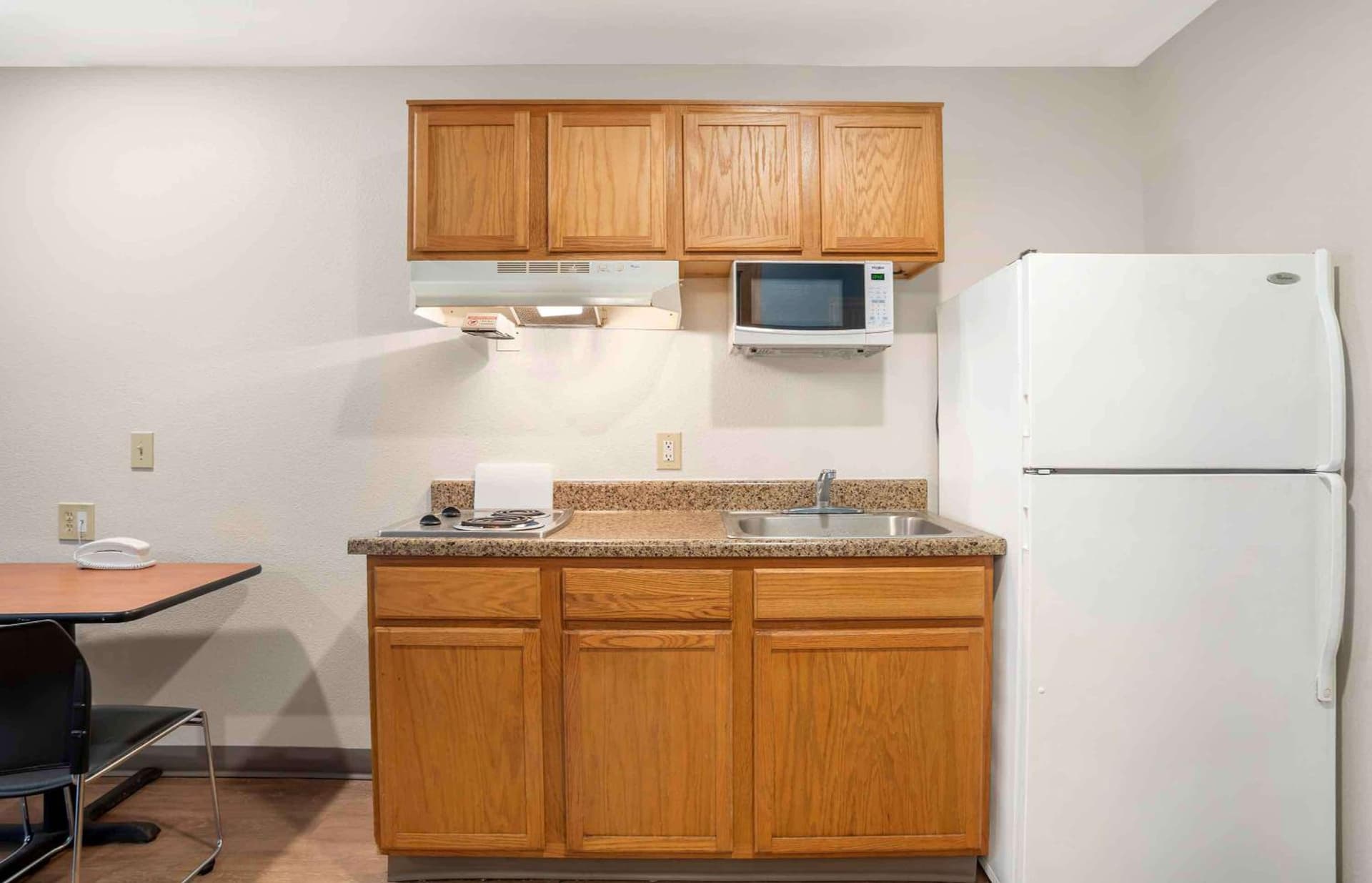 Extended Stay America Select Suites - Gulfport gallery photo in Gulfport, MS — image 12