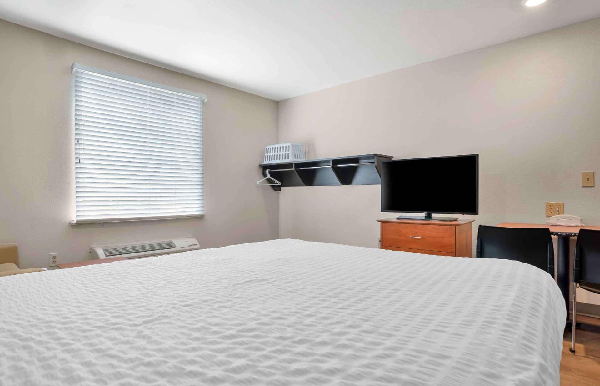 Extended Stay America Select Suites - Gulfport gallery photo in Gulfport, MS — image 30