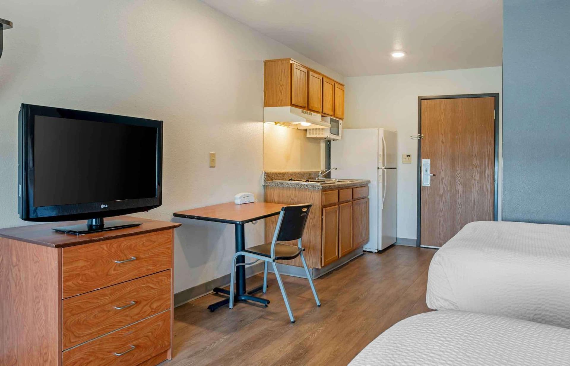 Extended Stay America Select Suites - Indianapolis - Lawrence gallery photo in Fishers, IN — image 11