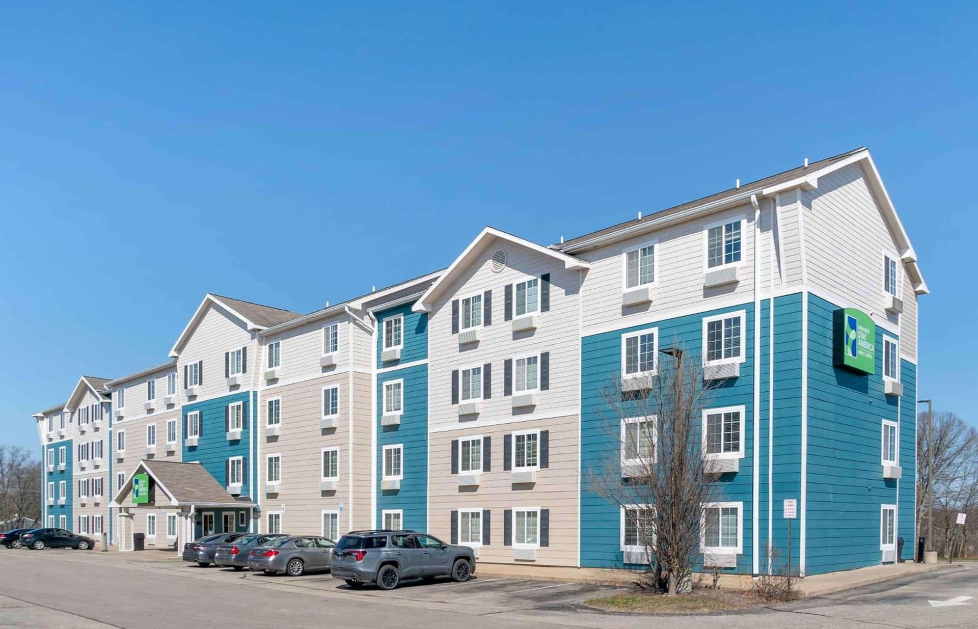 Extended Stay America Select Suites - Kalamazoo - West interior in Kalamazoo, MI — gallery photo 2