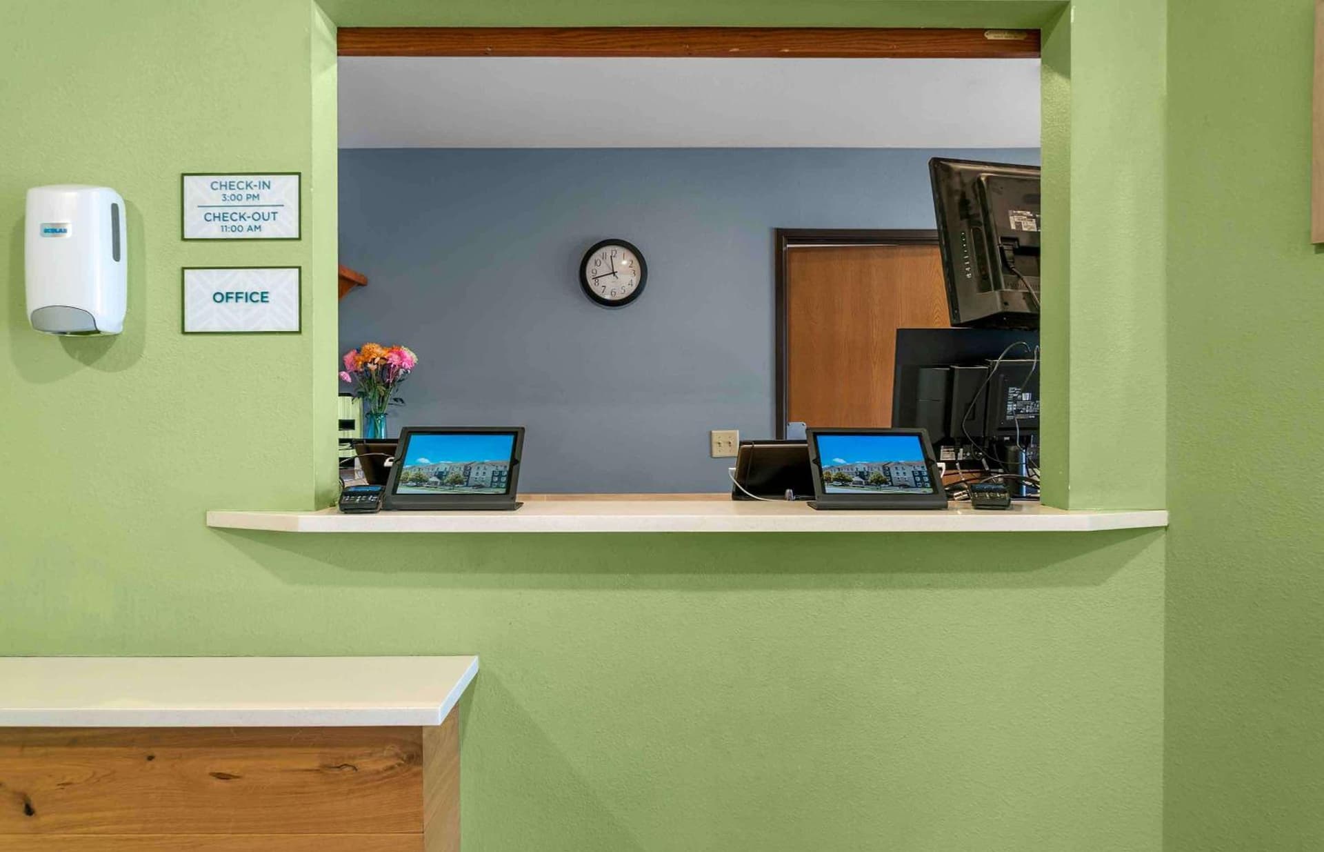 Extended Stay America Select Suites - Kalamazoo - West gallery photo in Kalamazoo, MI — image 27