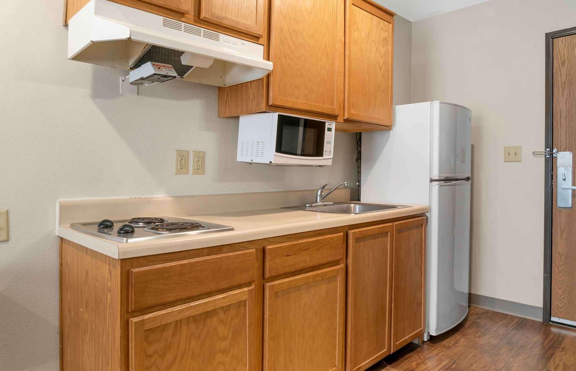 Extended Stay America Select Suites - Kalamazoo - West gallery photo in Kalamazoo, MI — image 20