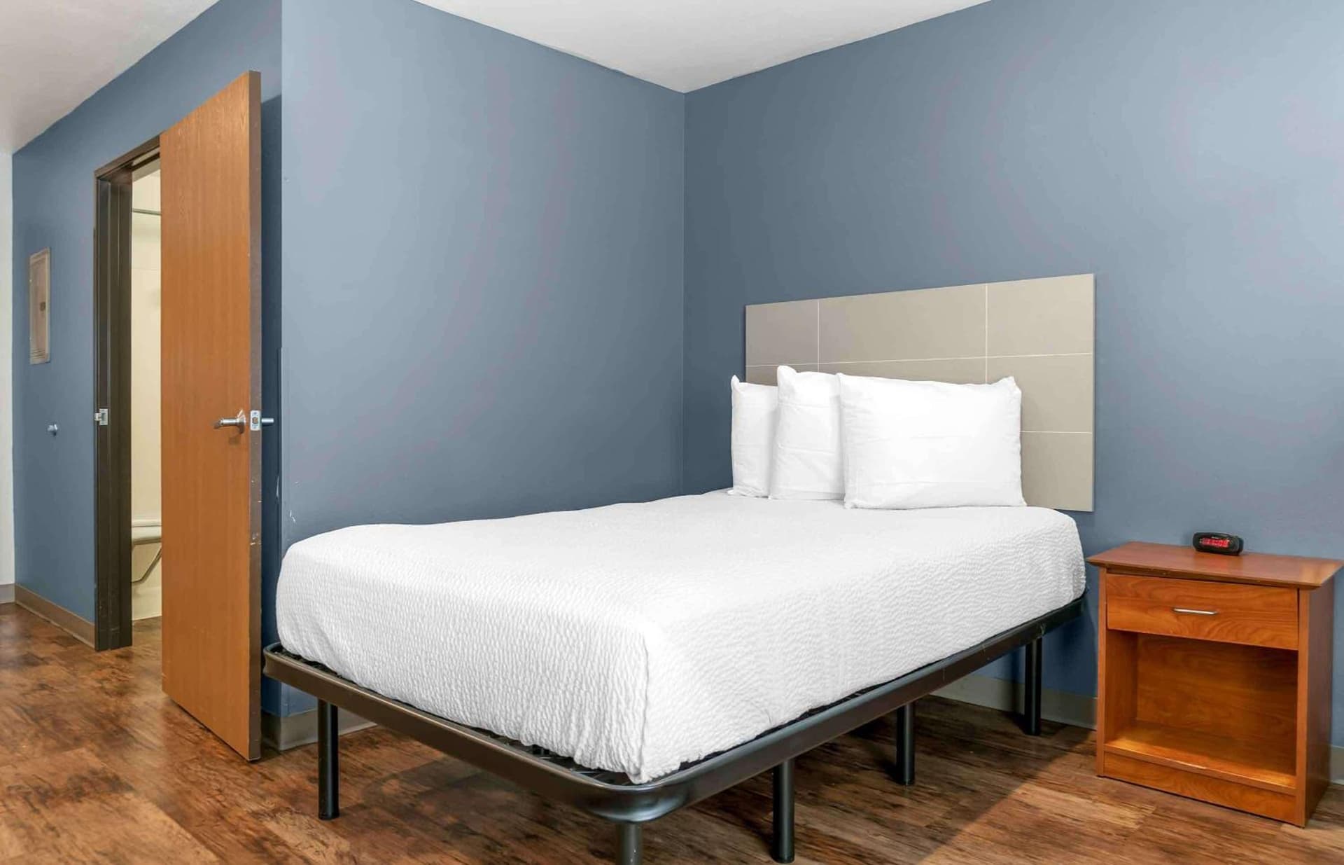 Extended Stay America Select Suites - Kalamazoo - West gallery photo in Kalamazoo, MI — image 31
