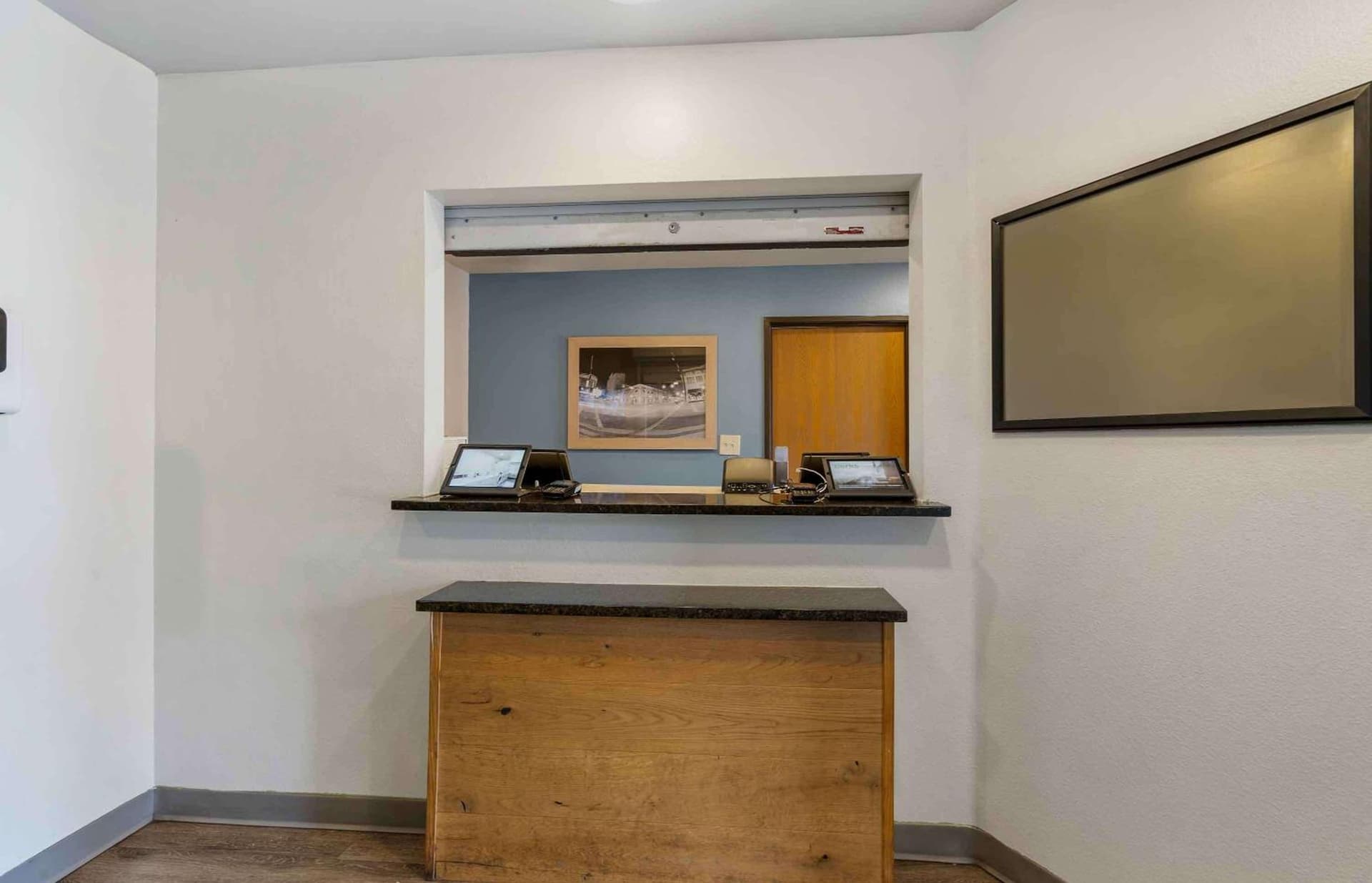 Extended Stay America Select Suites - Lakeland gallery photo in Lakeland, FL — image 21