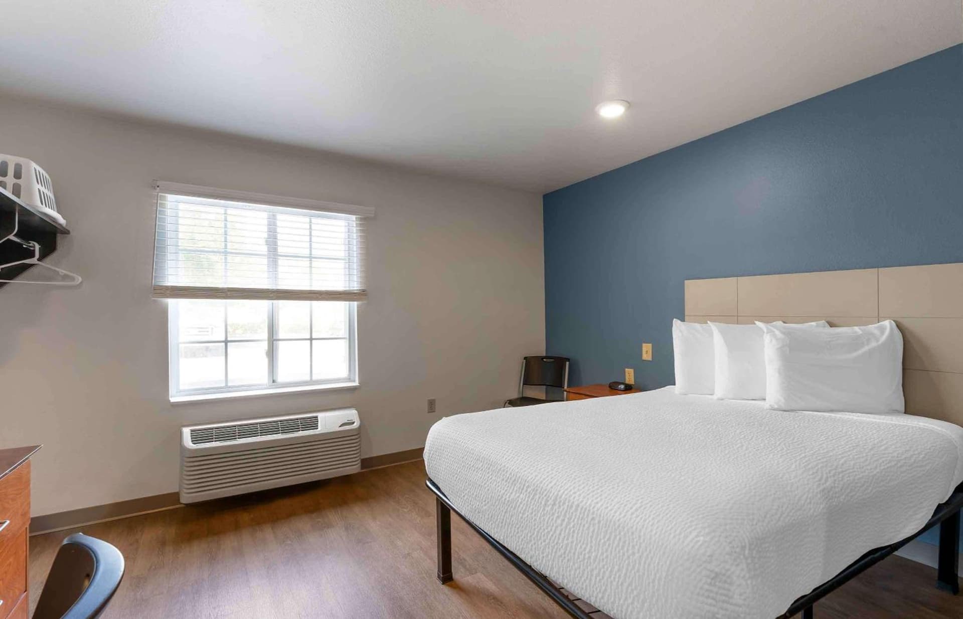 Extended Stay America Select Suites - Lakeland gallery photo in Lakeland, FL — image 8