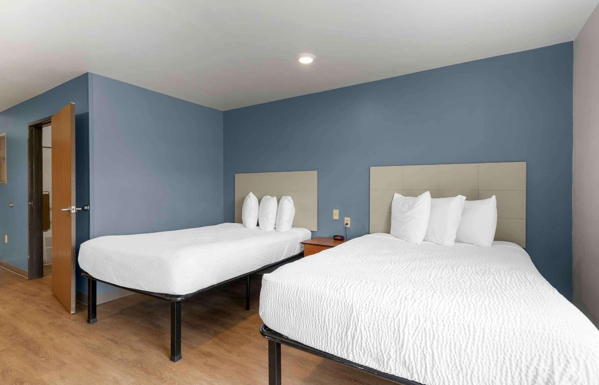 Extended Stay America Select Suites - Lakeland gallery photo in Lakeland, FL — image 16