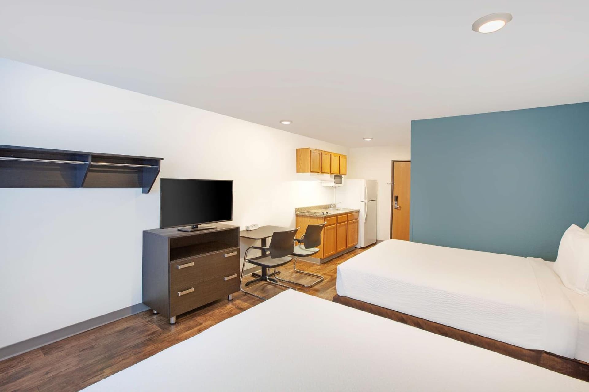 Extended Stay America Select Suites - Las Cruces interior in Las Cruces, NM — gallery photo 2