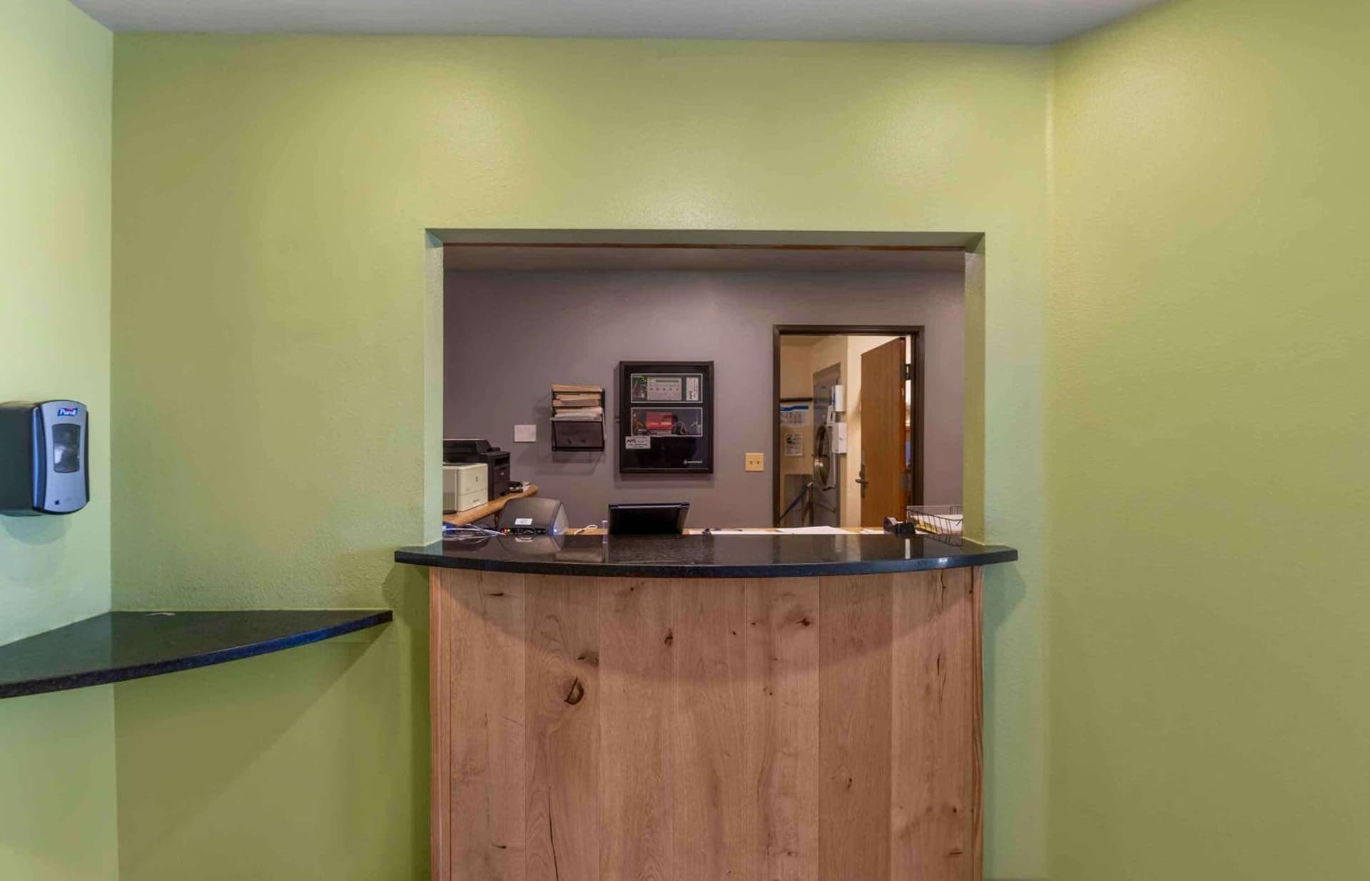 Extended Stay America Select Suites - Lubbock - South property views in Lubbock, TX — gallery photo 3