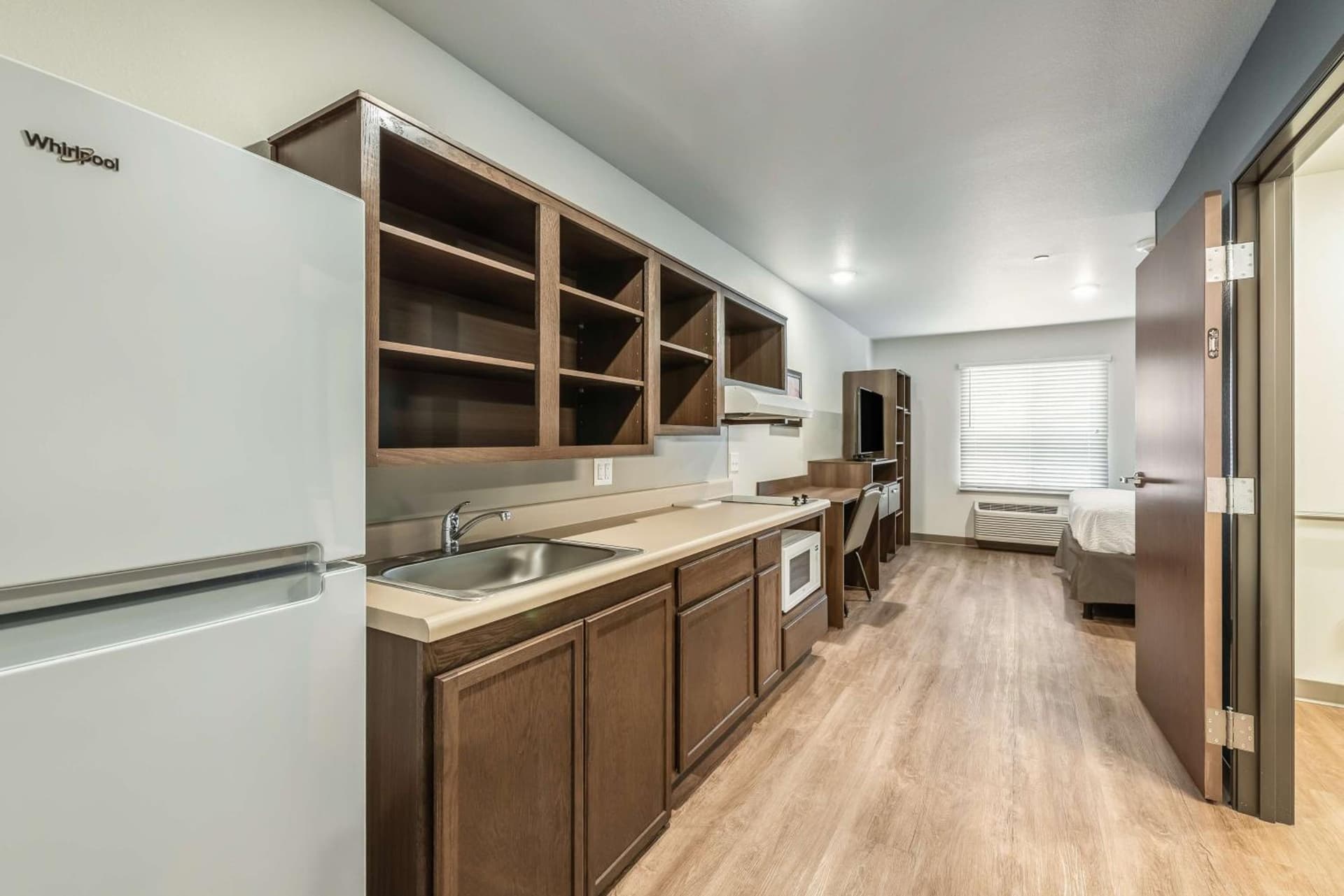 Extended Stay America Suites - Minneapolis - Airport - Mendota Heights interior in Mendota Heights, MN — gallery photo 2
