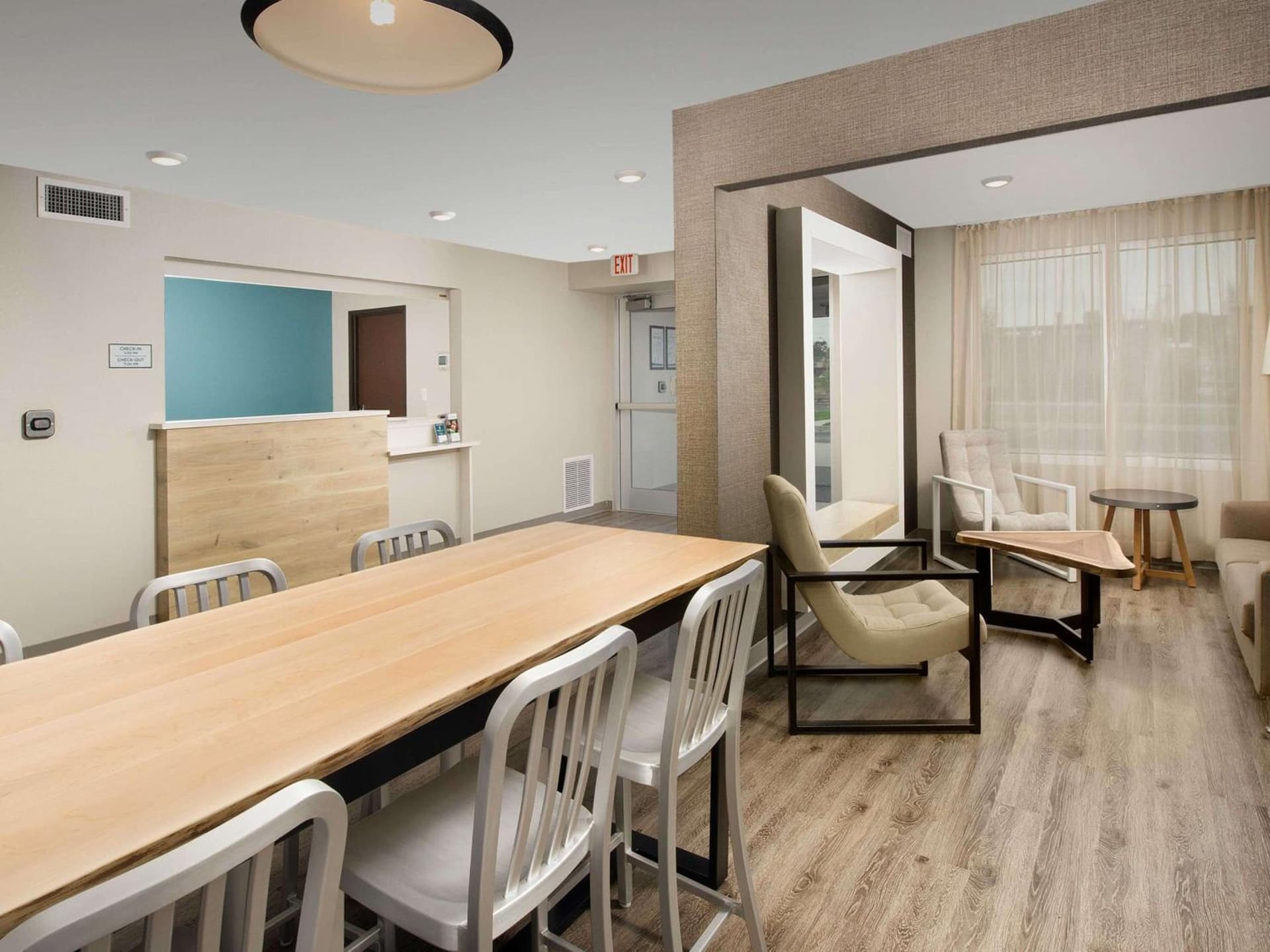 Extended Stay America Suites - Minneapolis - Fridley interior in Fridley, MN — gallery photo 2