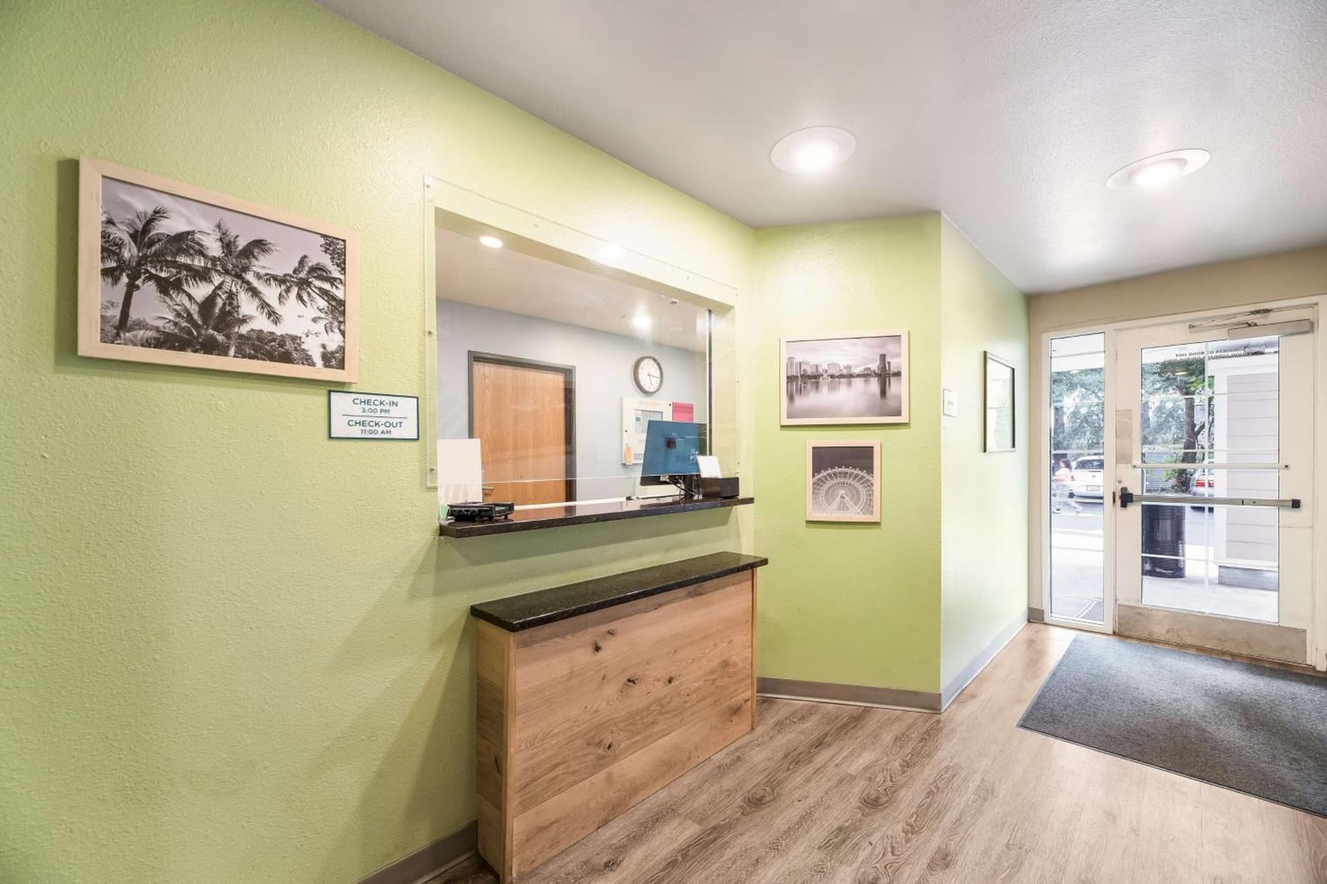 Extended Stay America Select Suites - Ocala interior in Ocala, FL — gallery photo 2