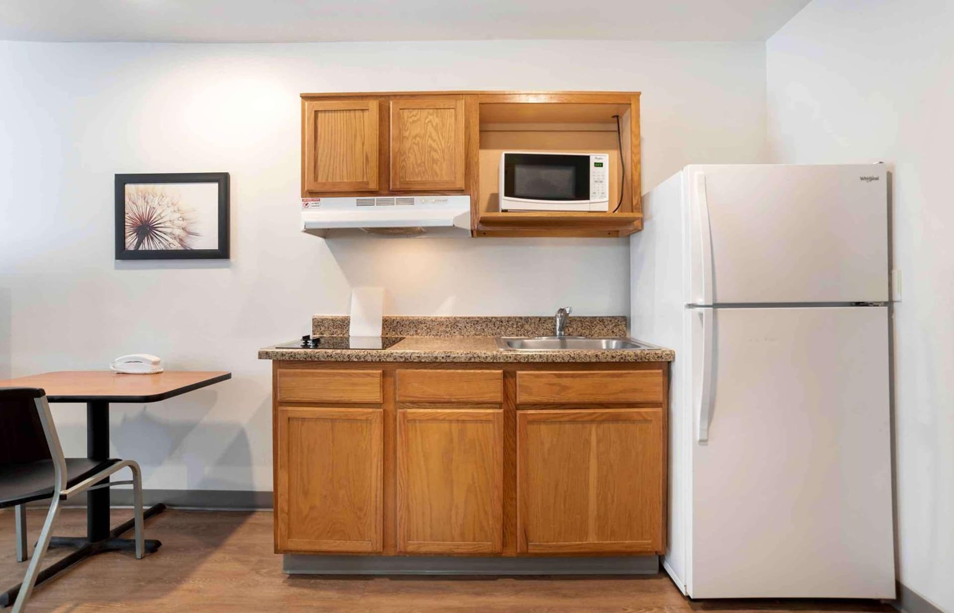Extended Stay America Select Suites - Pensacola - Northeast gallery photo in Pensacola, FL — image 11