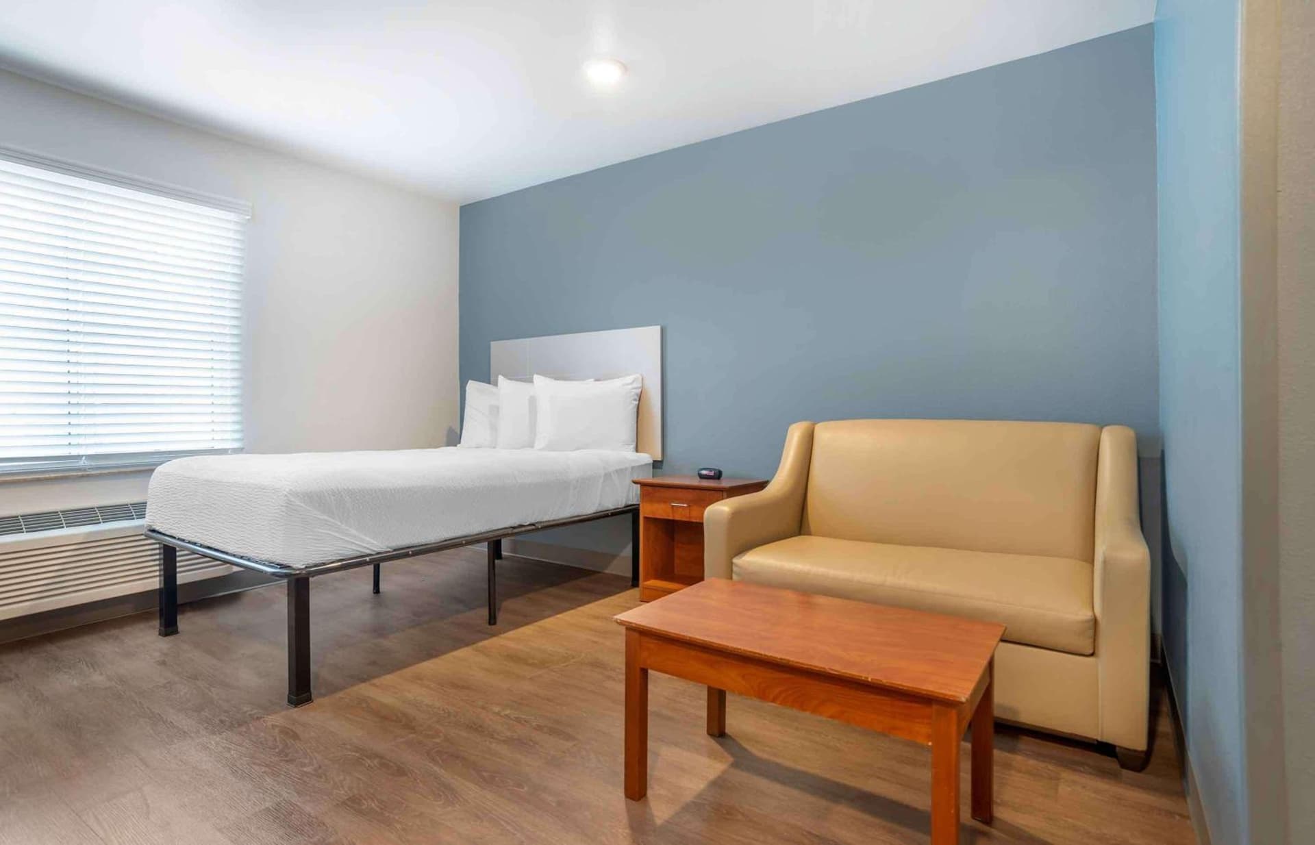 Extended Stay America Select Suites - Pensacola - Northeast gallery photo in Pensacola, FL — image 15