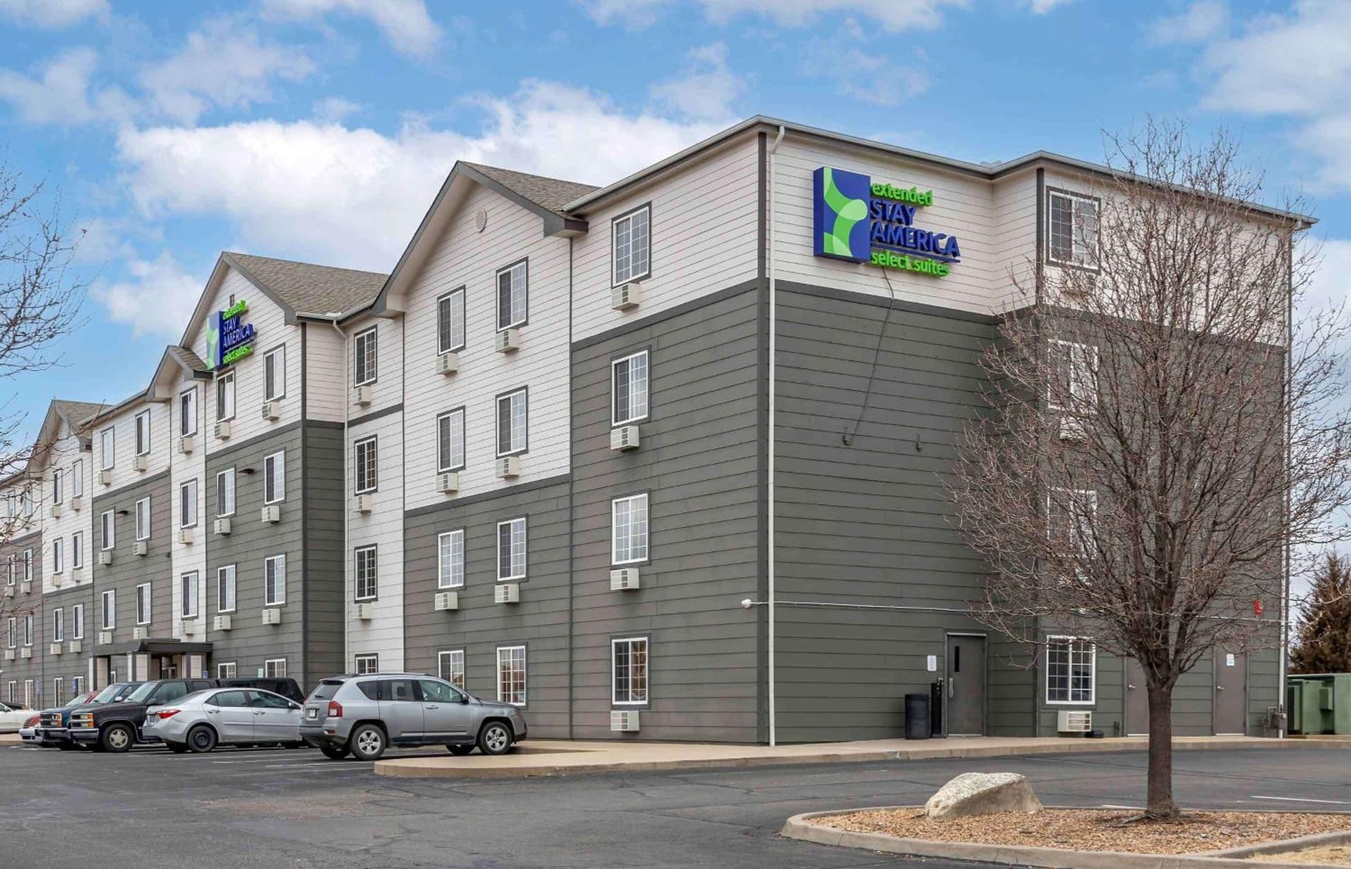 Extended Stay America Select Suites - Wichita - North featured exterior or lobby in Wichita, KS — similar hotel