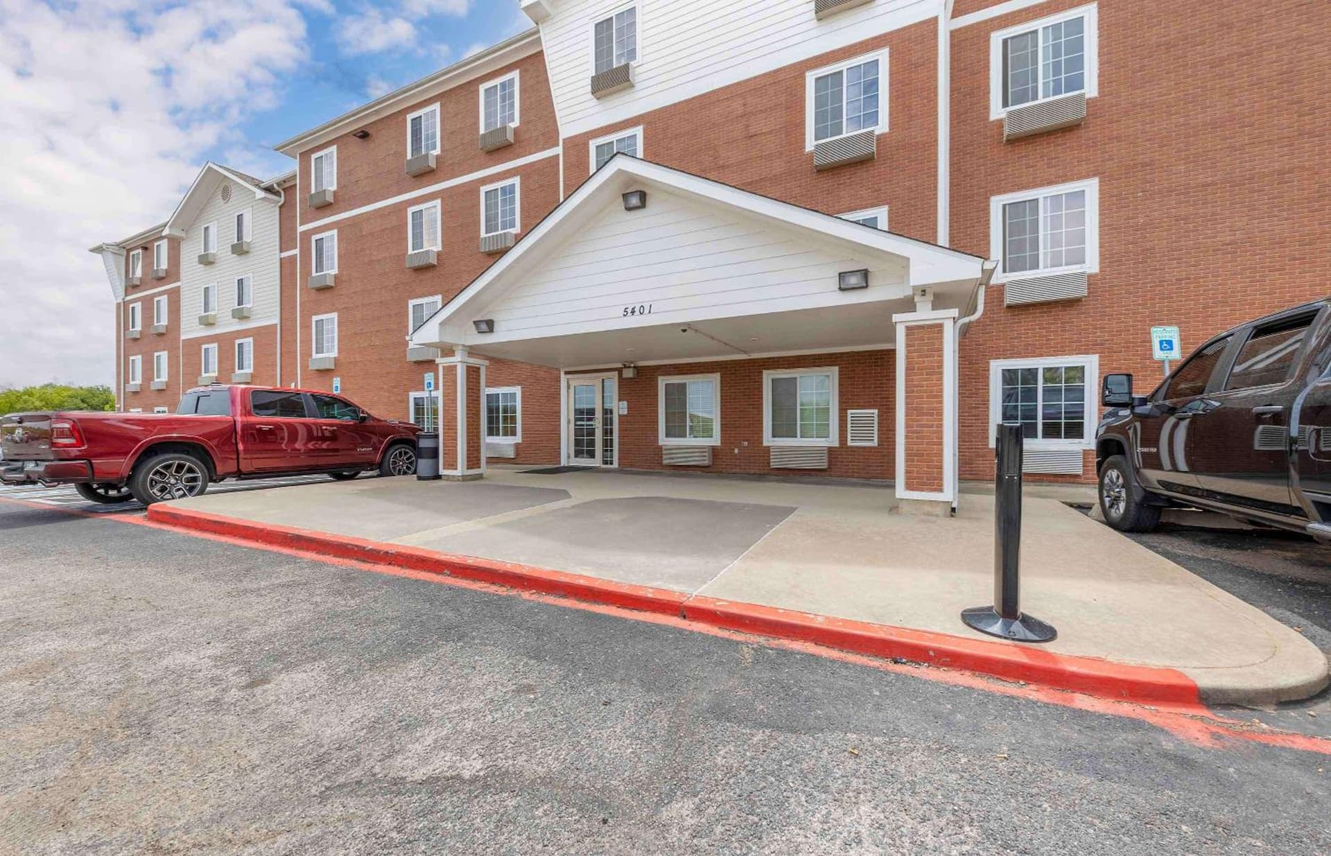 Studio 6 Extended Stay Oklahoma City Norman OK property views in Norman, OK — gallery photo 3