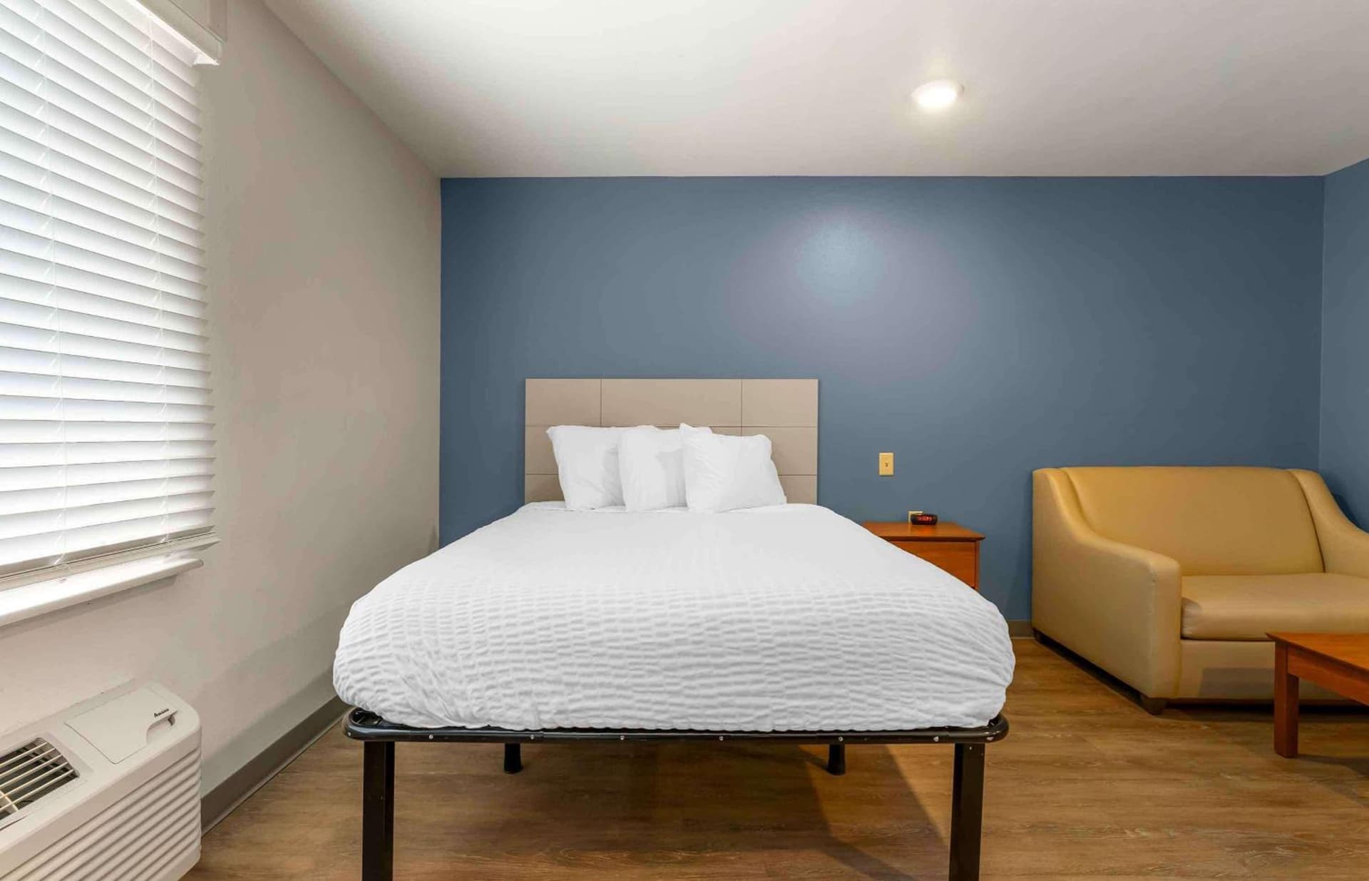 WoodSpring Suites Fayetteville I-49 property views in Fayetteville, AR — gallery photo 3