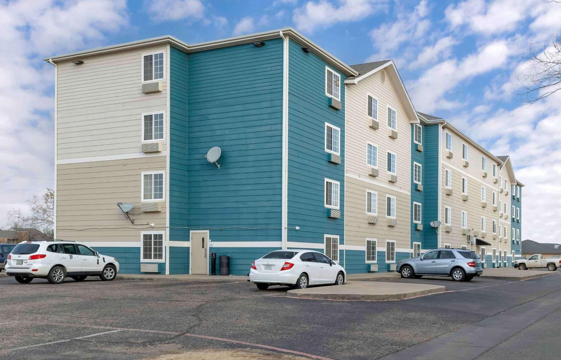 Extended Stay America Select Suites - Lubbock - West property views in Lubbock, TX — gallery photo 3