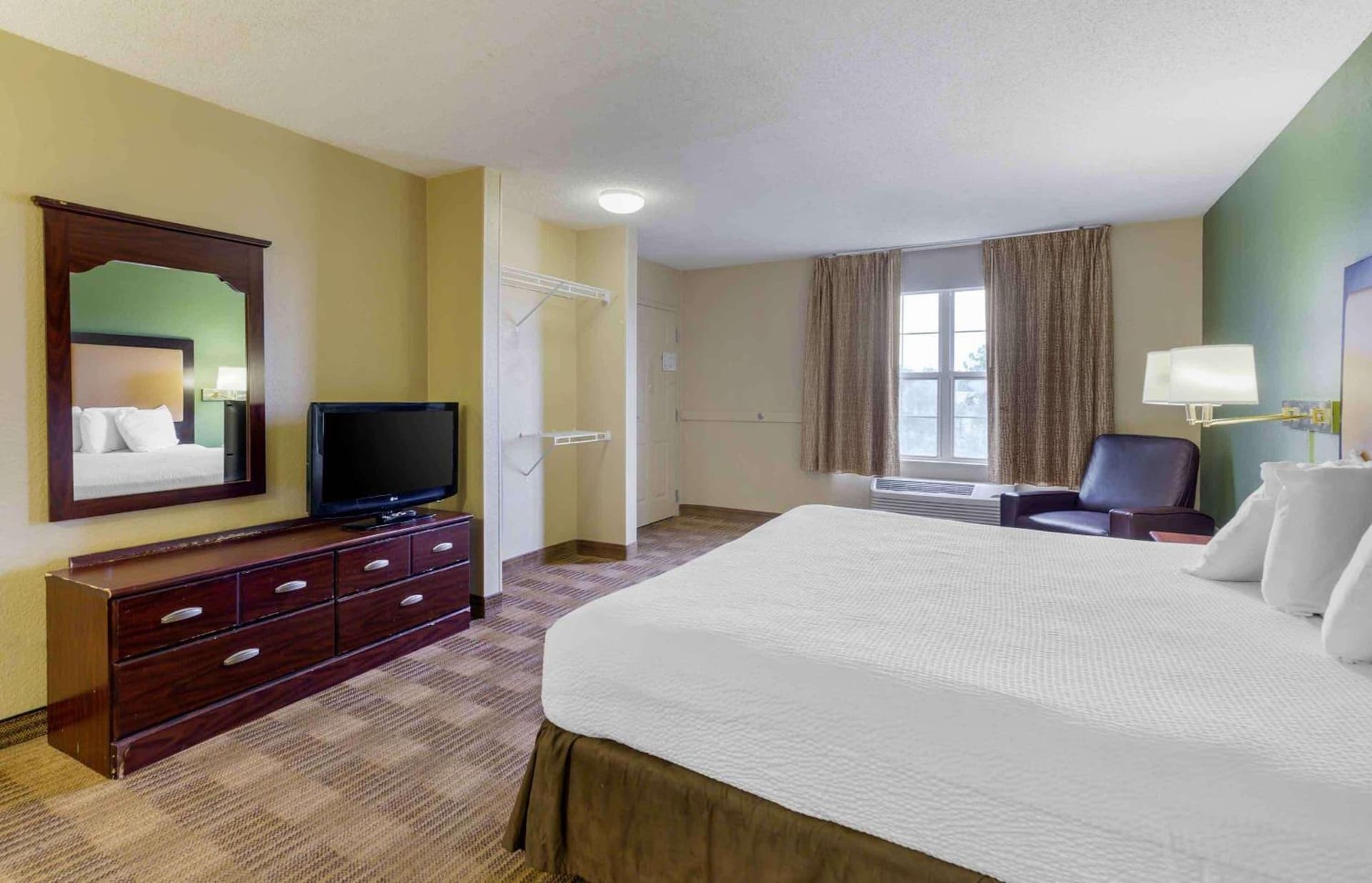 Extended Stay America Select Suites - Fayetteville - Owen Dr gallery photo in Fayetteville, NC — image 10