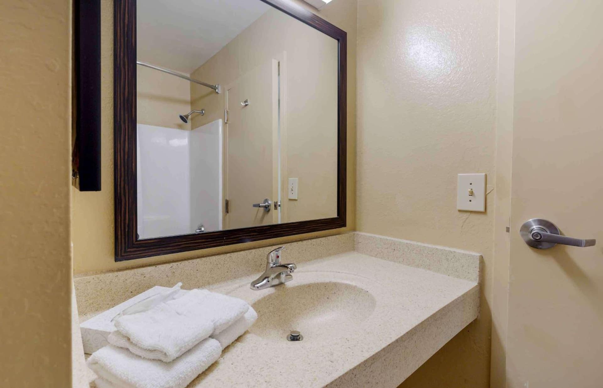 Extended Stay America Select Suites - Fayetteville - Owen Dr gallery photo in Fayetteville, NC — image 19