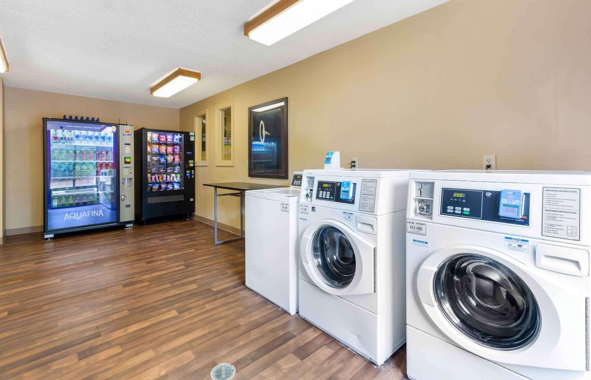 Extended Stay America Select Suites - Raleigh - Cary - Regency Parkway South gallery photo in Cary, NC — image 9