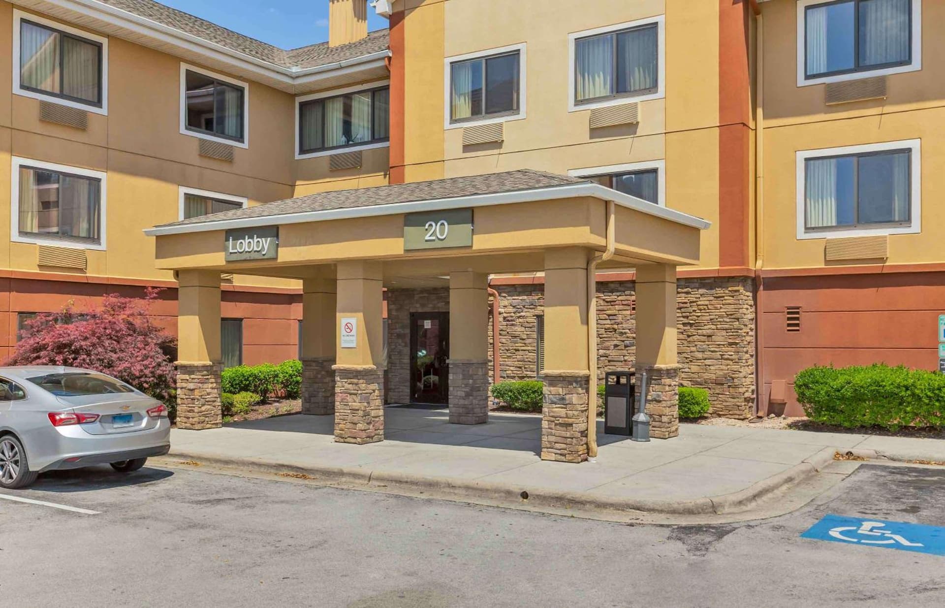 Extended Stay America Suites - Jacksonville - Camp Lejeune gallery photo in Jacksonville, NC — image 37