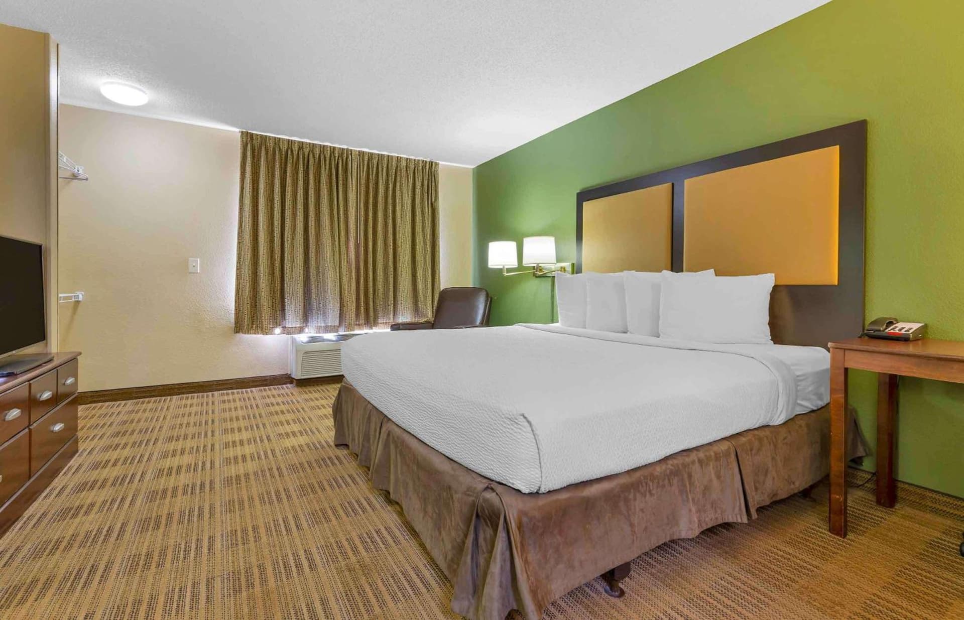 Extended Stay America Suites - Jacksonville - Camp Lejeune gallery photo in Jacksonville, NC — image 46