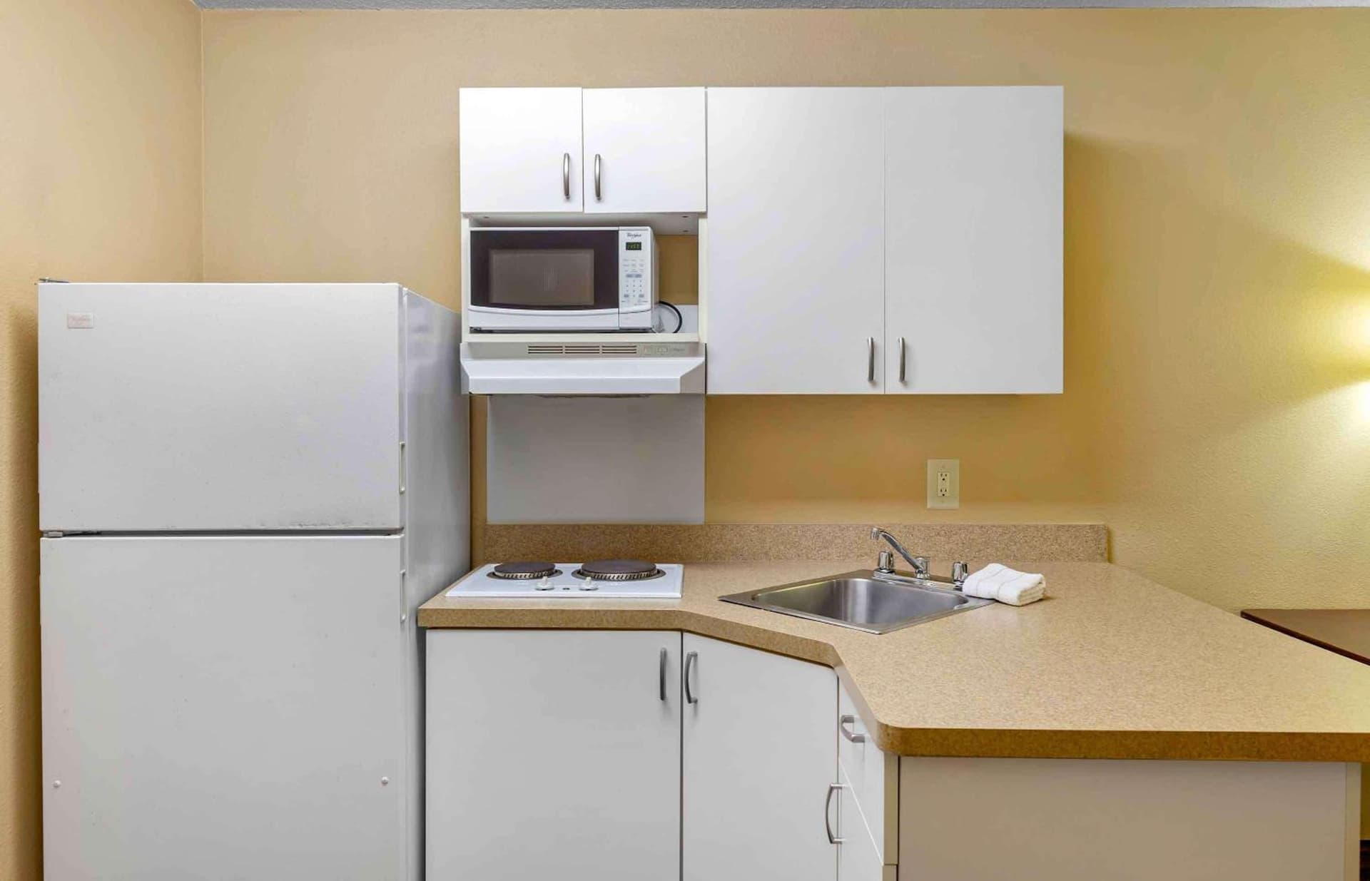Extended Stay America Suites - Jacksonville - Camp Lejeune gallery photo in Jacksonville, NC — image 44