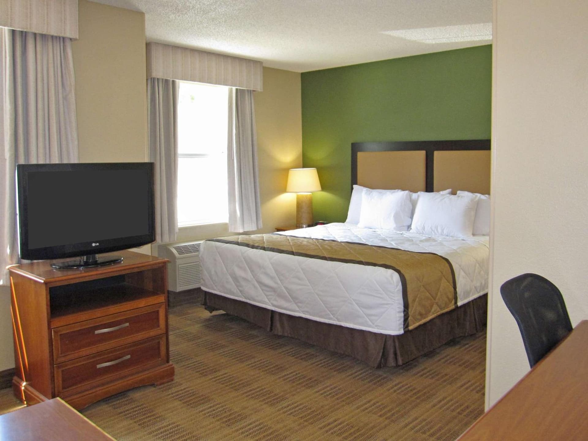 Extended Stay America Suites - Fayetteville - Fort Bragg gallery photo in Fayetteville, NC — image 18