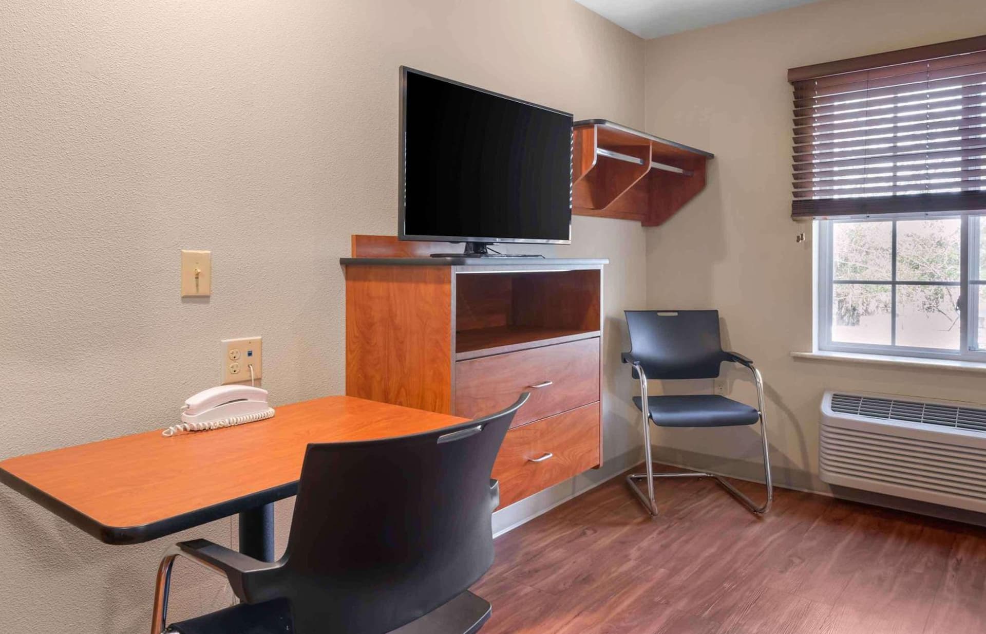 Extended Stay America Select Suites - Fort Lauderdale - Airport - West gallery photo in Davie, FL — image 35