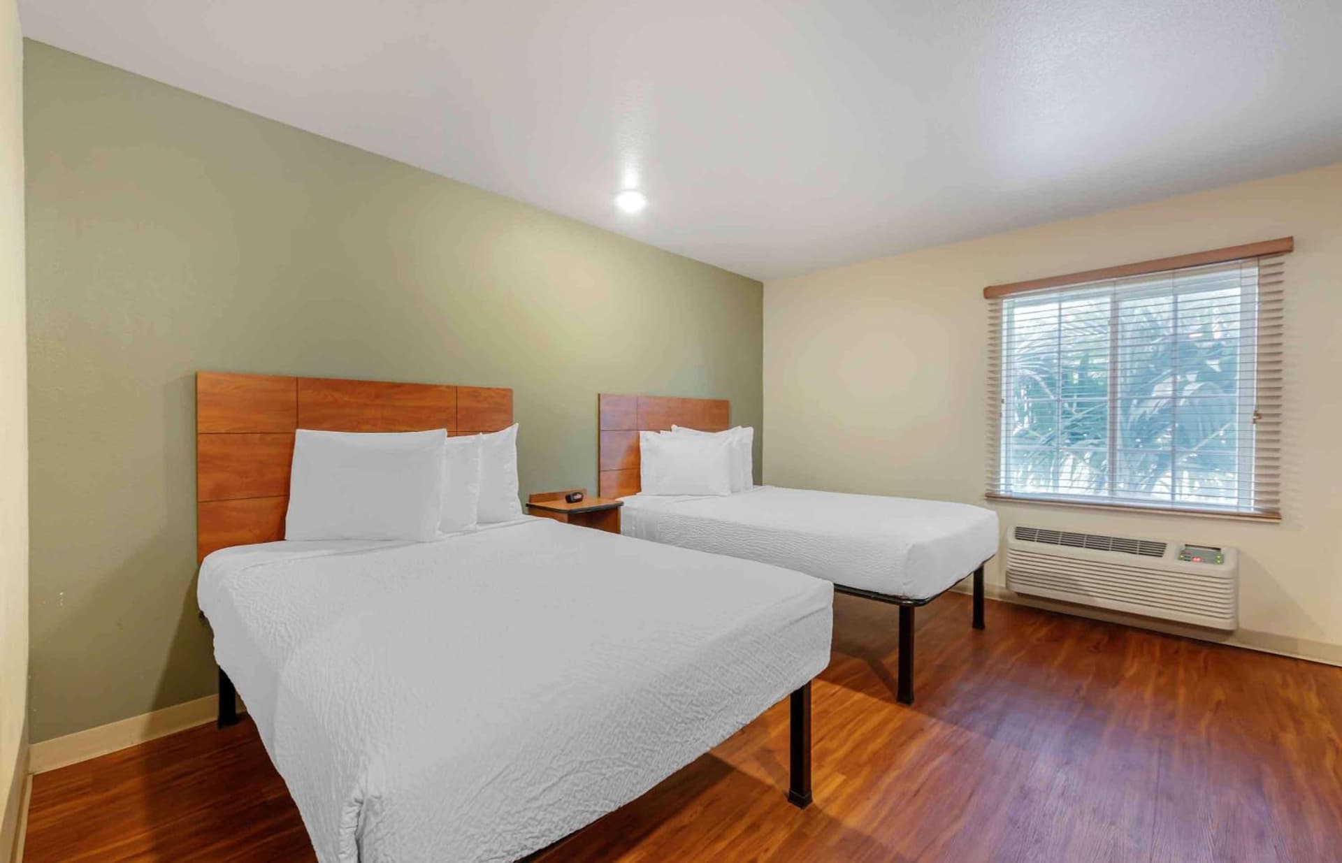 Extended Stay America Select Suites - Fort Lauderdale - Airport - West gallery photo in Davie, FL — image 27