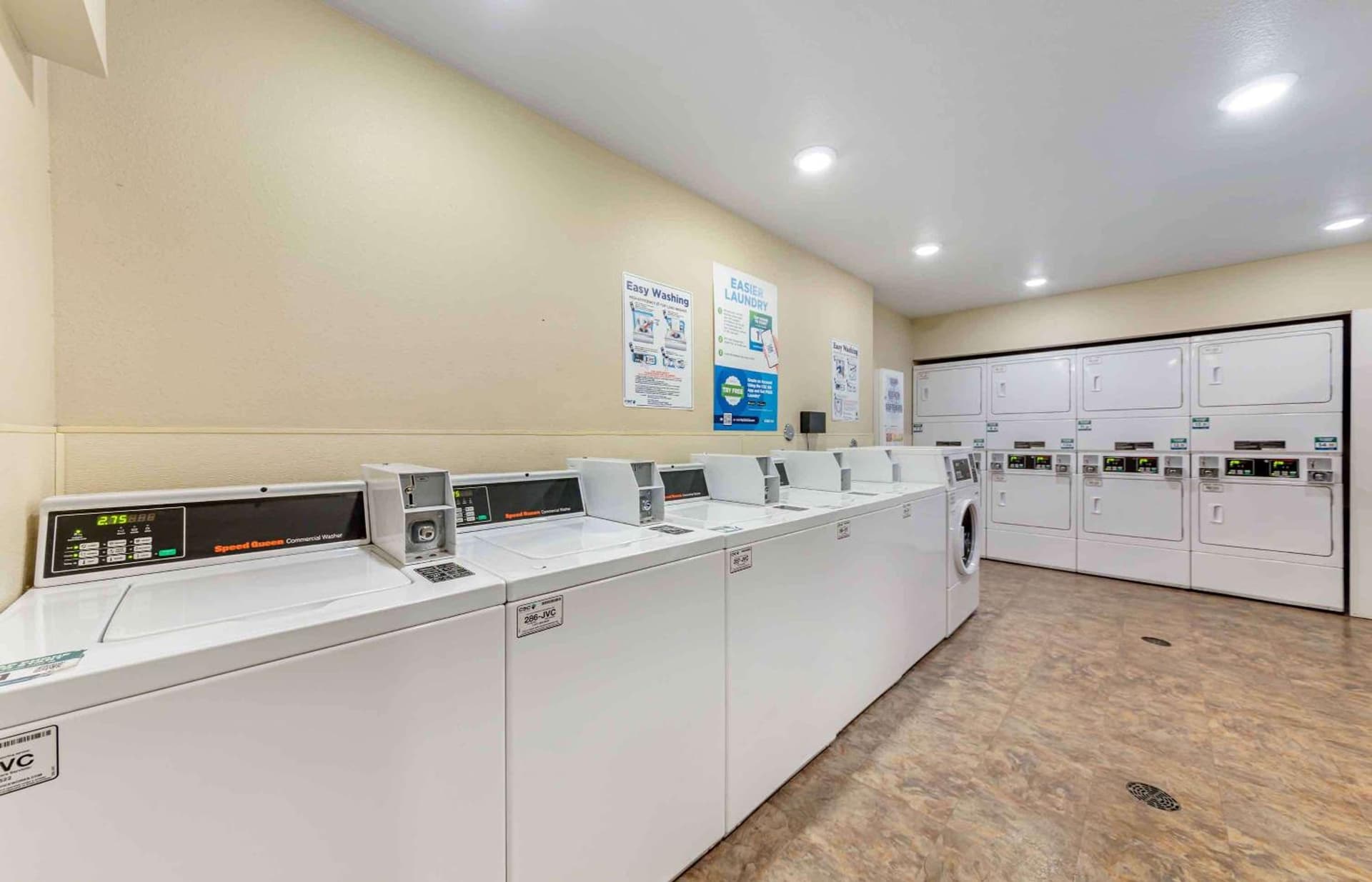 Extended Stay America Select Suites - Fort Lauderdale - Airport - West gallery photo in Davie, FL — image 10